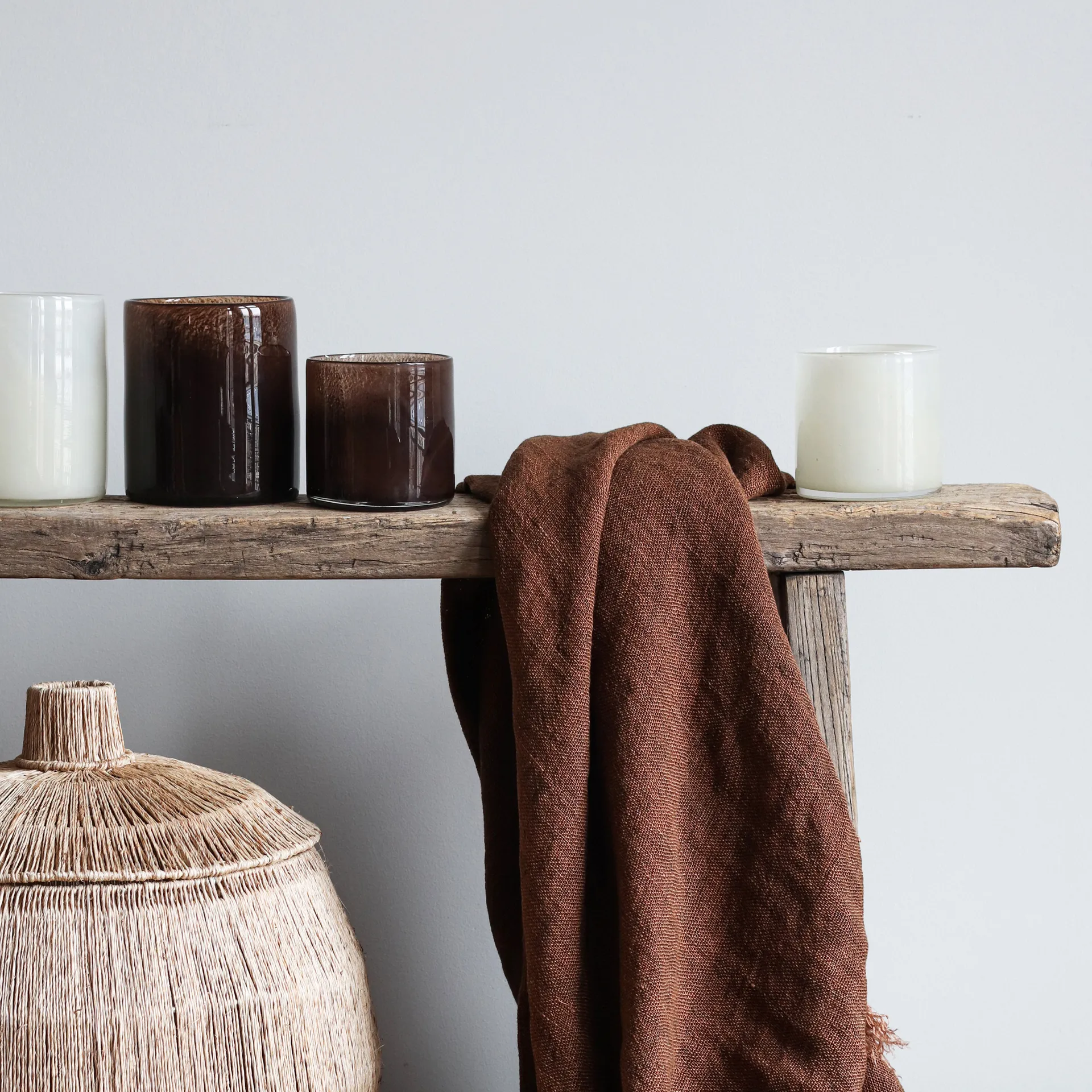 Lyric 烛台 M, dark 棕色 Tell Me More