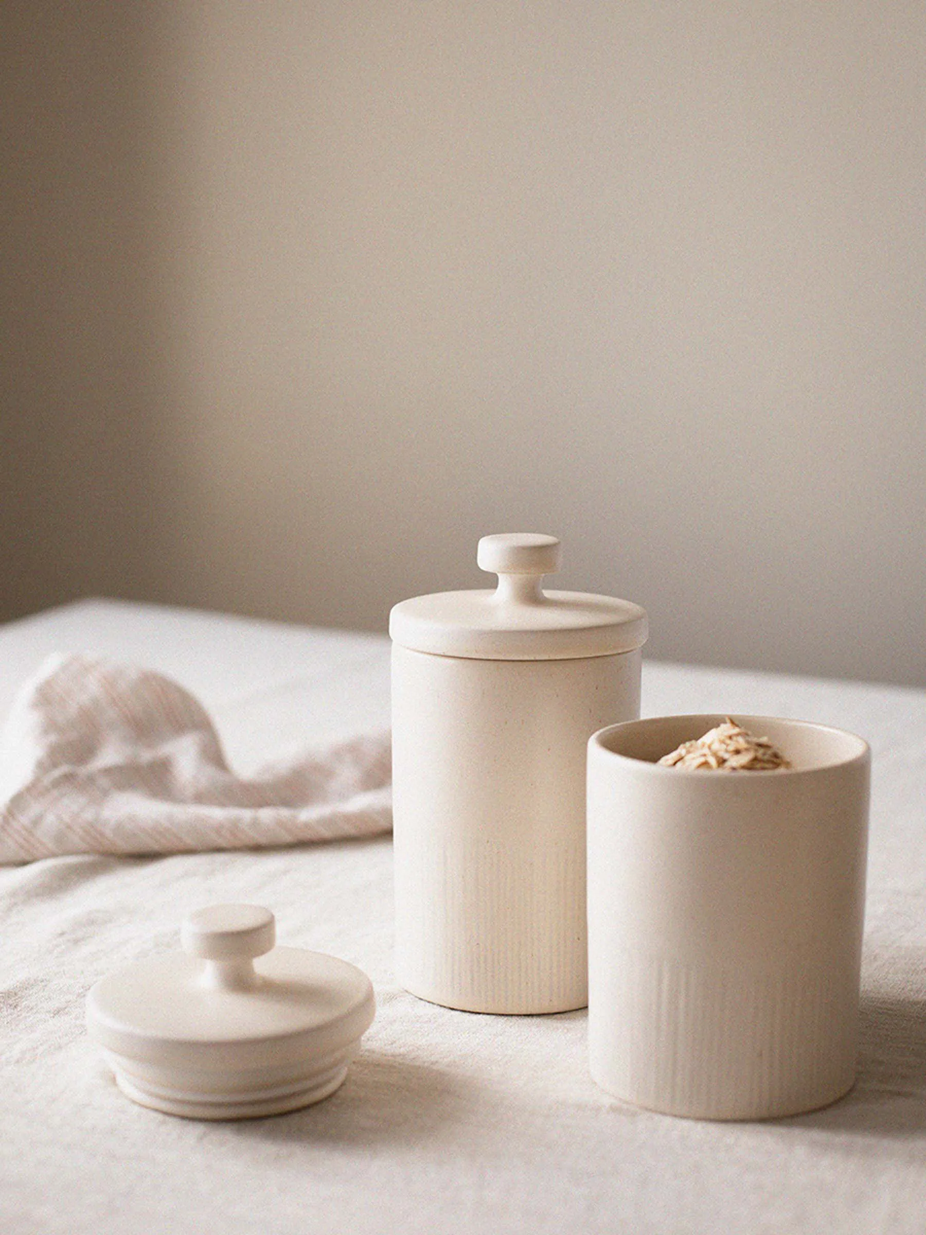 Palermo 罐子 （含盖子）, 米白色, 小 0.95 L Tell Me More