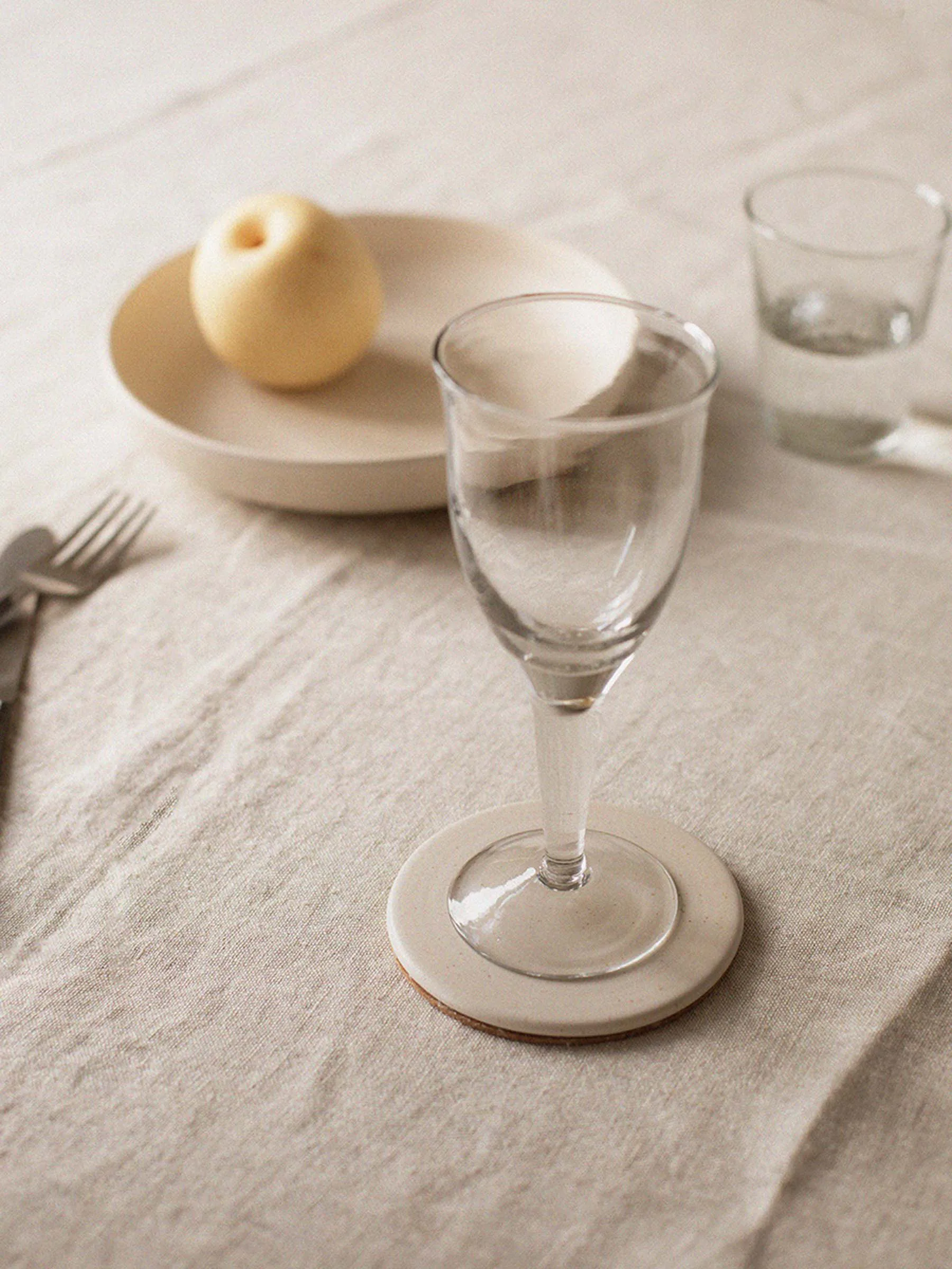 Palermo 杯垫 Ø11 cm, 米白色 Tell Me More