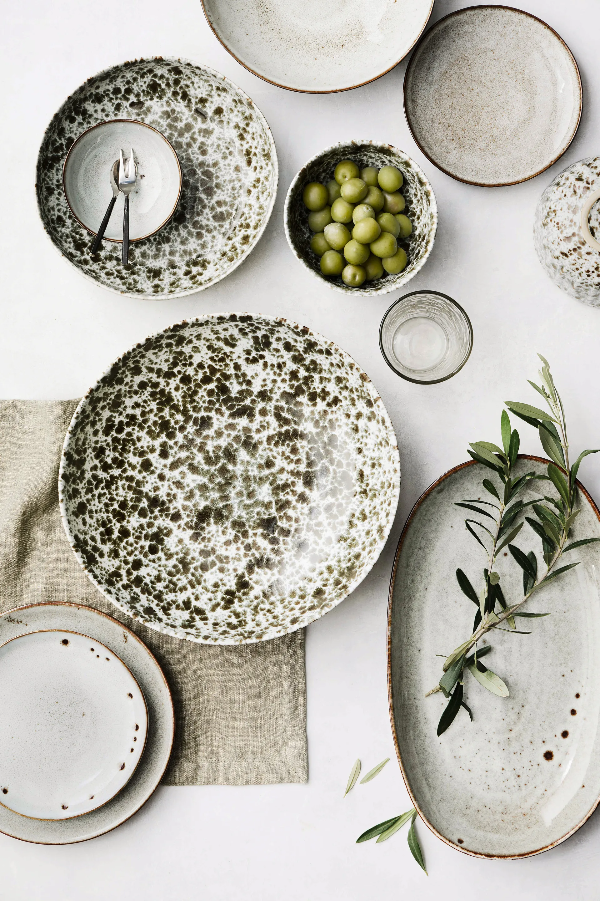 Rivoli salladsbowl medium Ø30 cm, 绿色 splatter Tell Me More