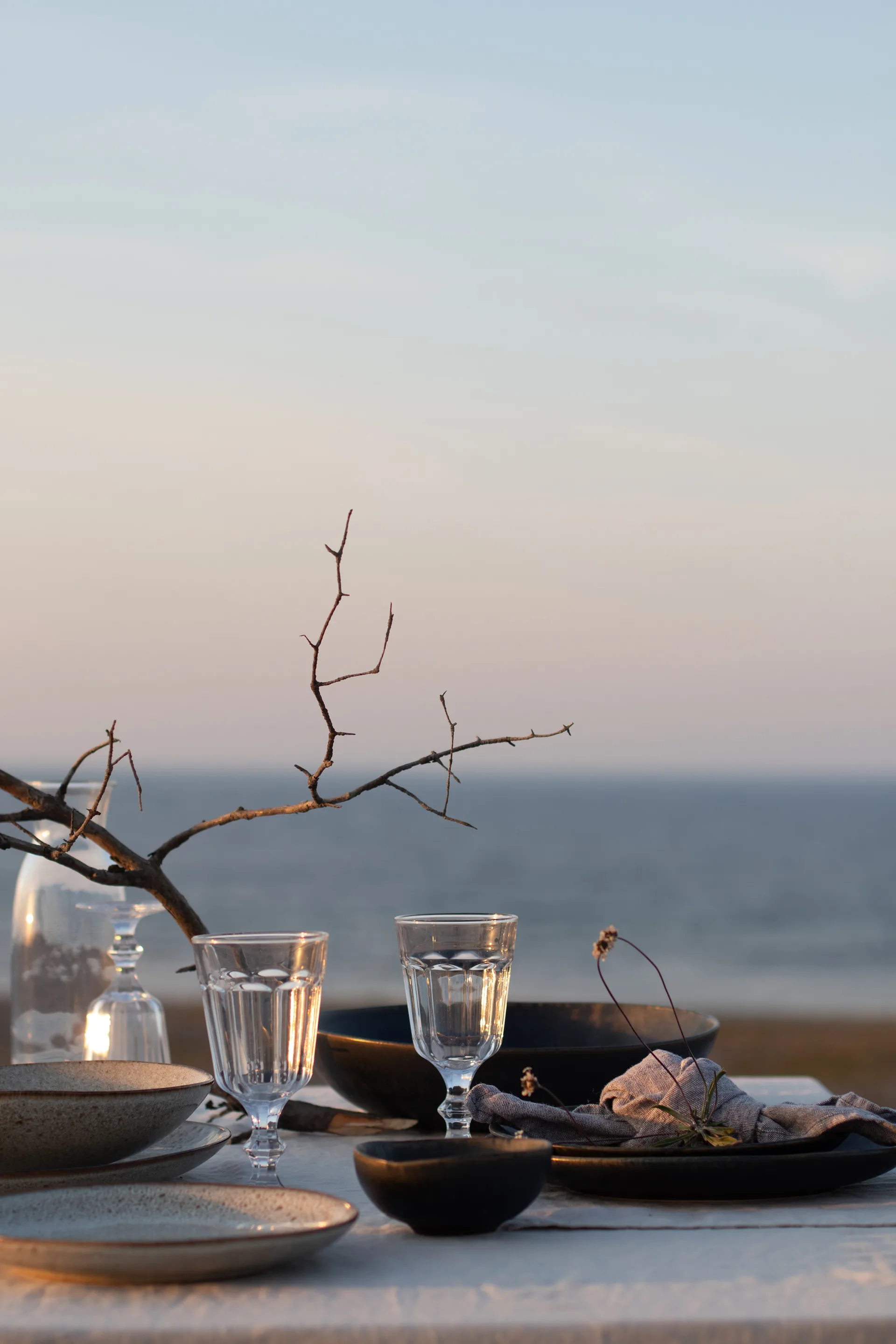 Taranto 晚餐盘 Ø26.5 cm, 沙色 Tell Me More