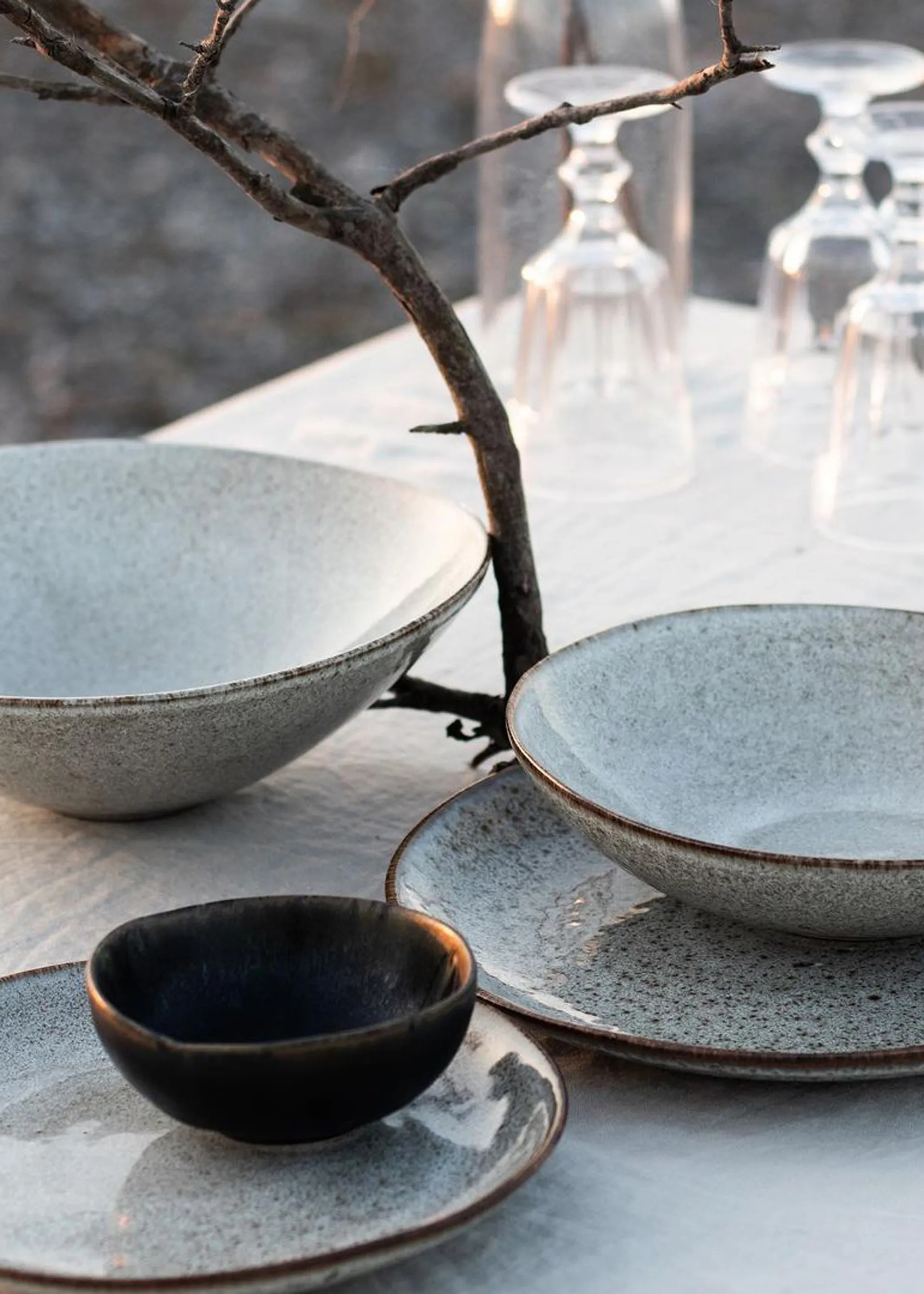 Taranto 碗  small Ø27 cm, 沙色 Tell Me More