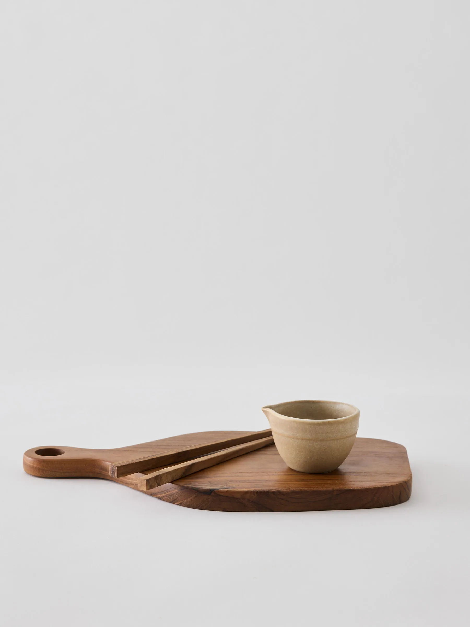 Teak serving board, 17.5x30 cm Tell Me More