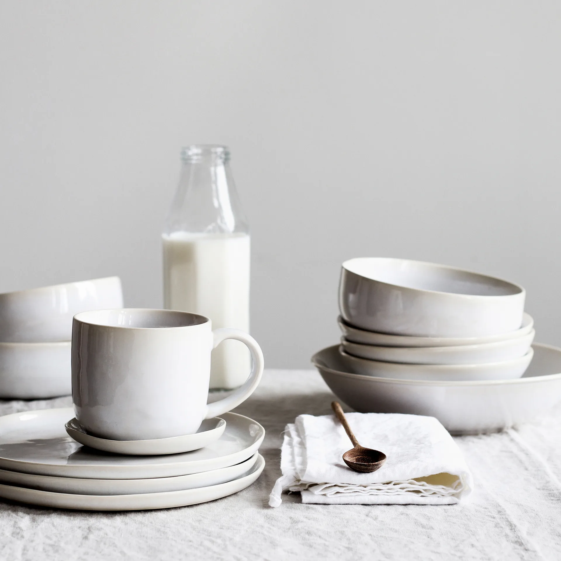 Vince 盘子 22 cm, 白色 Tell Me More