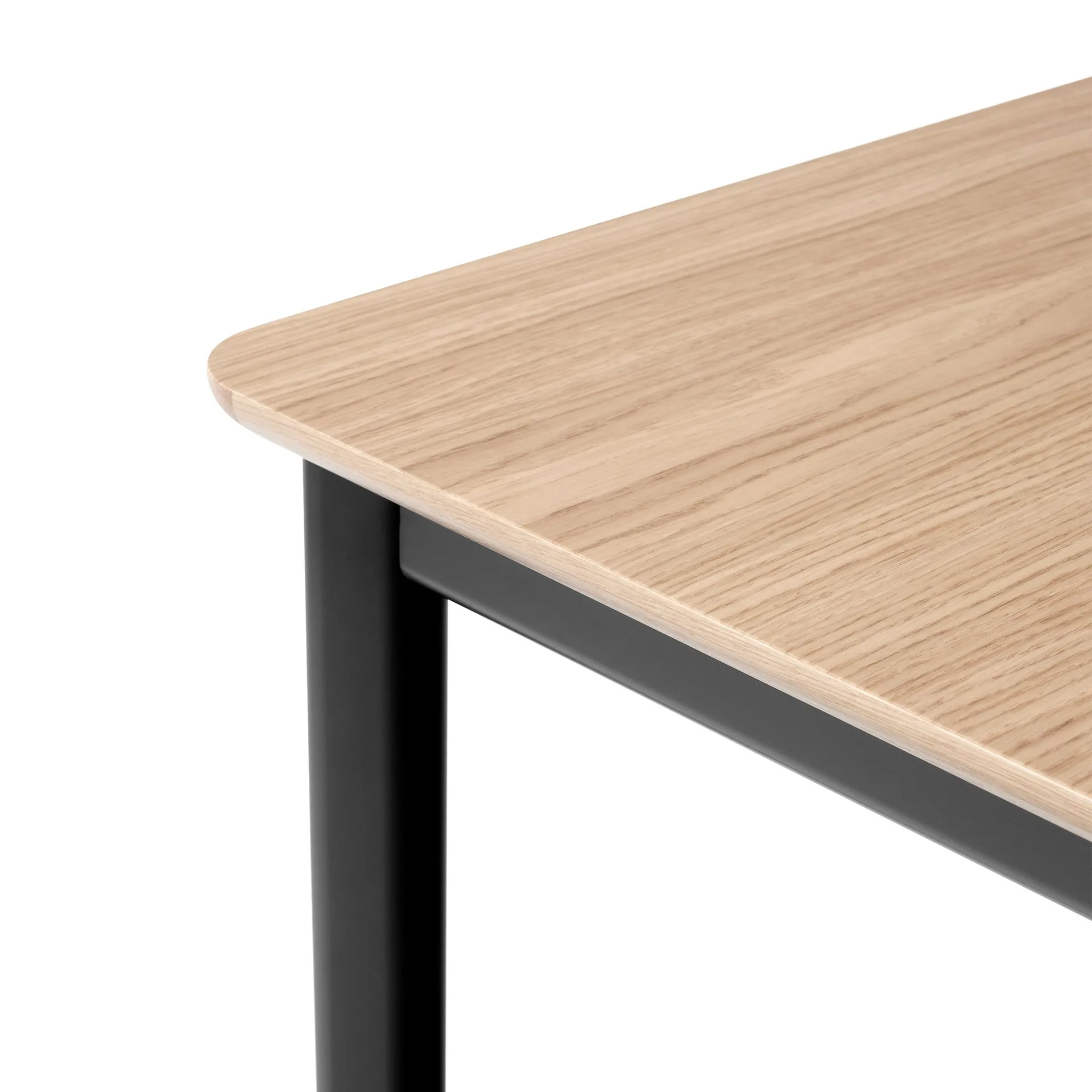 Drip HW115 餐桌 83x143 cm, 黑色 frame-透明 lacq. 自然木色 &Tradition