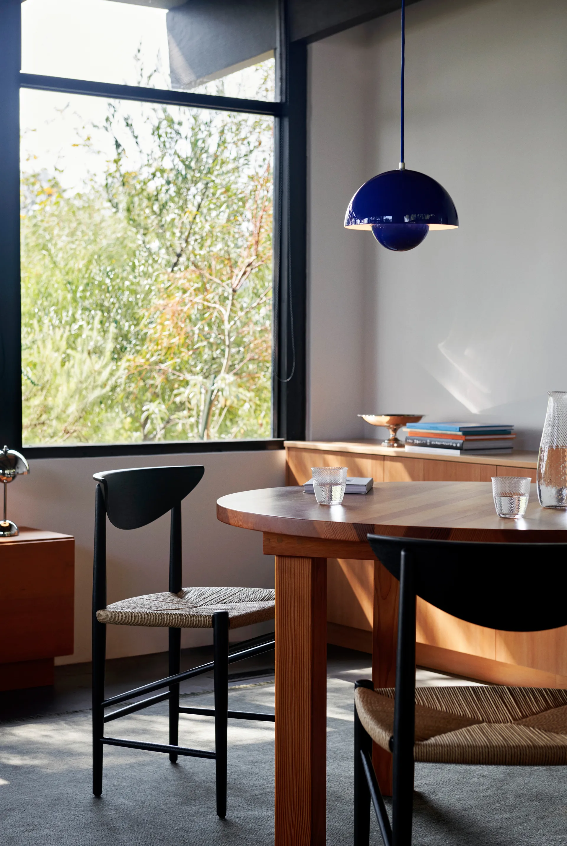 FlowerPot VP1 花苞灯/吊灯, 钴蓝色 &Tradition