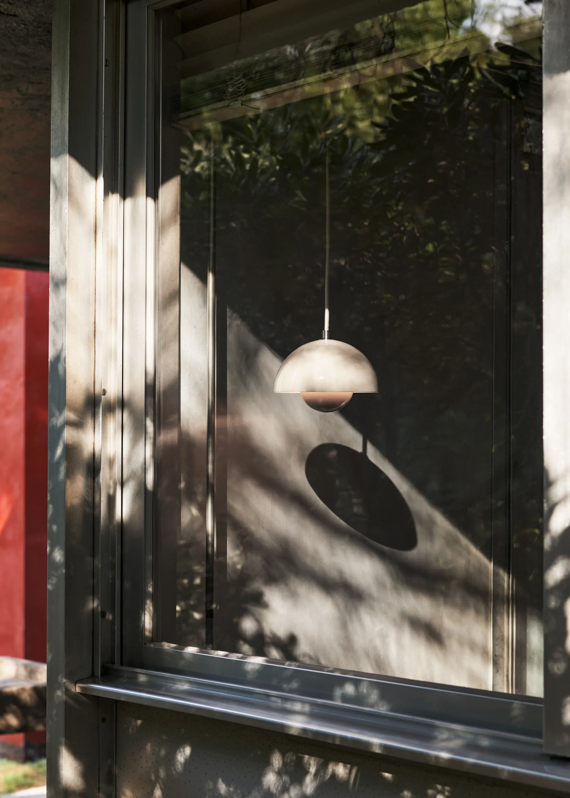 Flowerpot VP10 吊灯, 灰色 米色 &Tradition