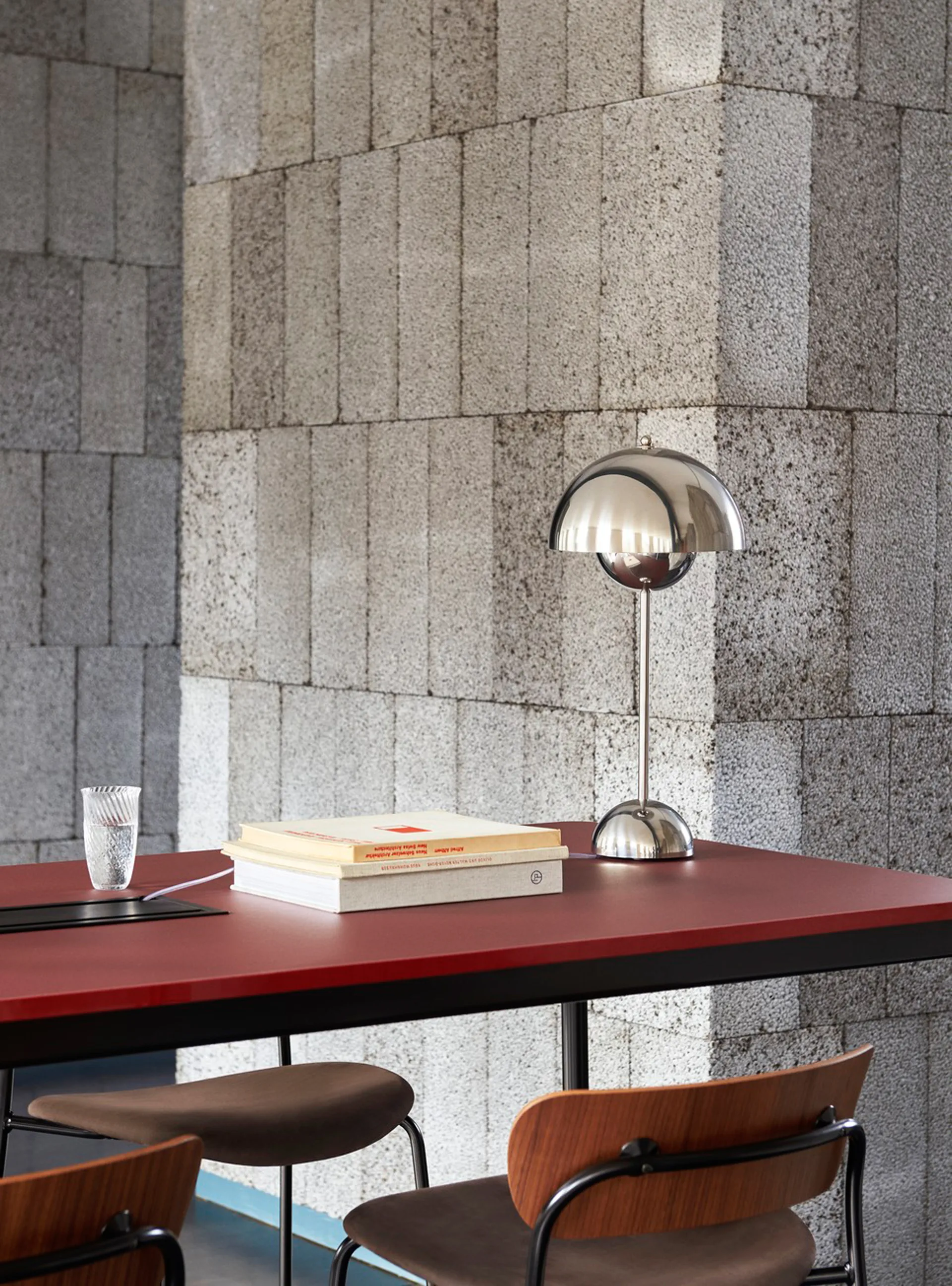 FlowerPot VP3 台灯, 镀铬合金色 &Tradition