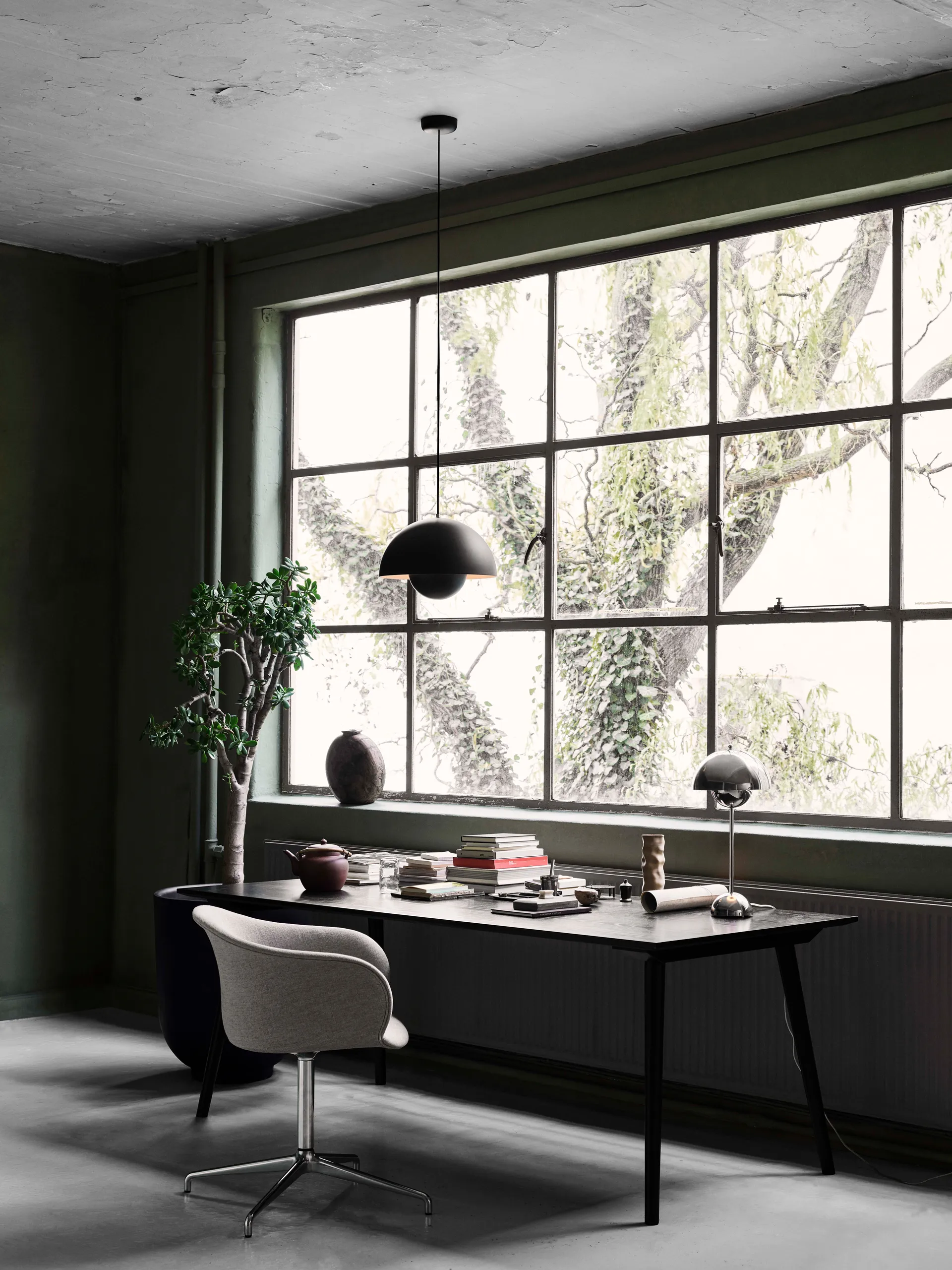 Flowerpot VP7 花苞灯/吊灯, 哑光黑 &Tradition