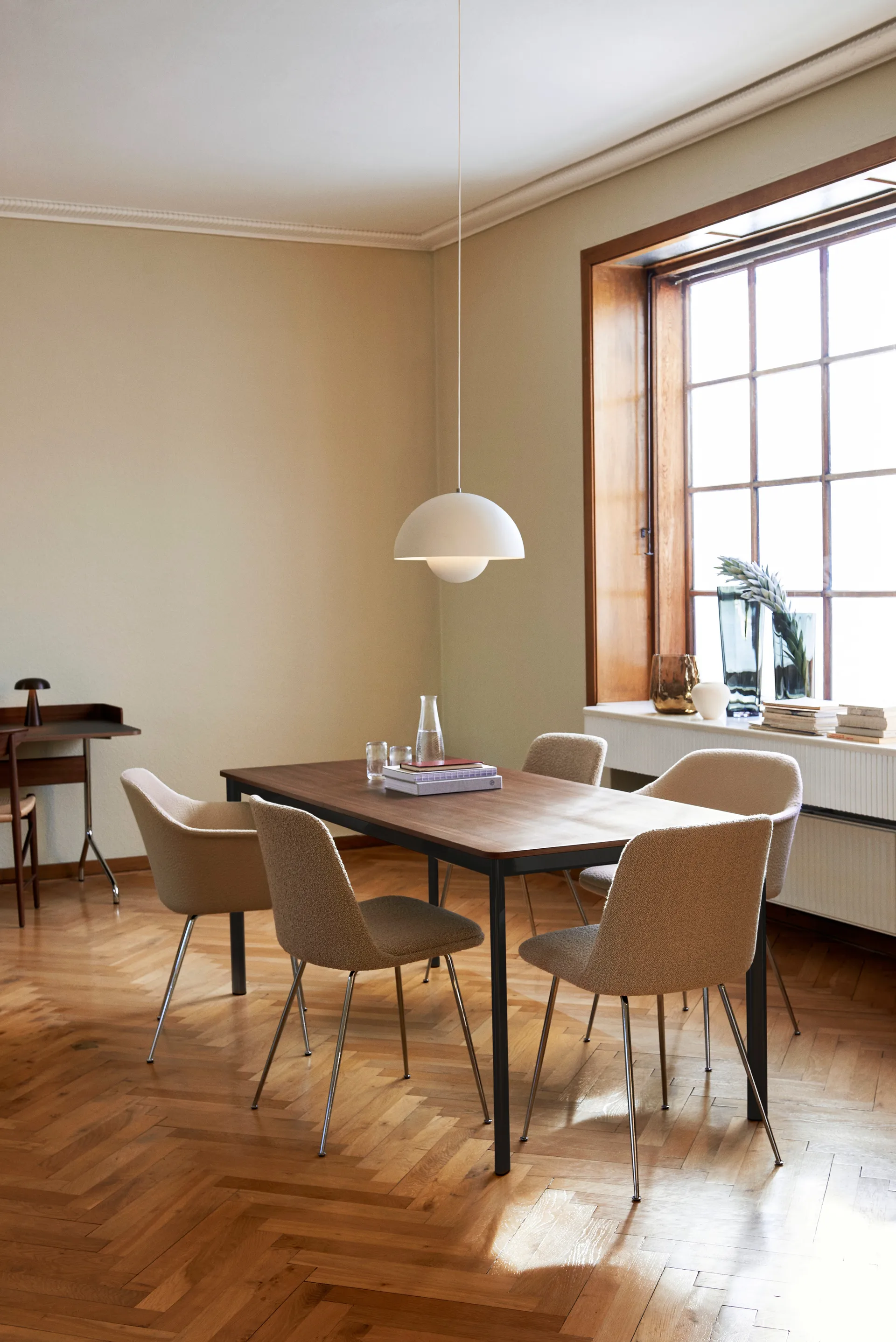 Flowerpot VP7 花苞灯/吊灯, 哑光白 &Tradition