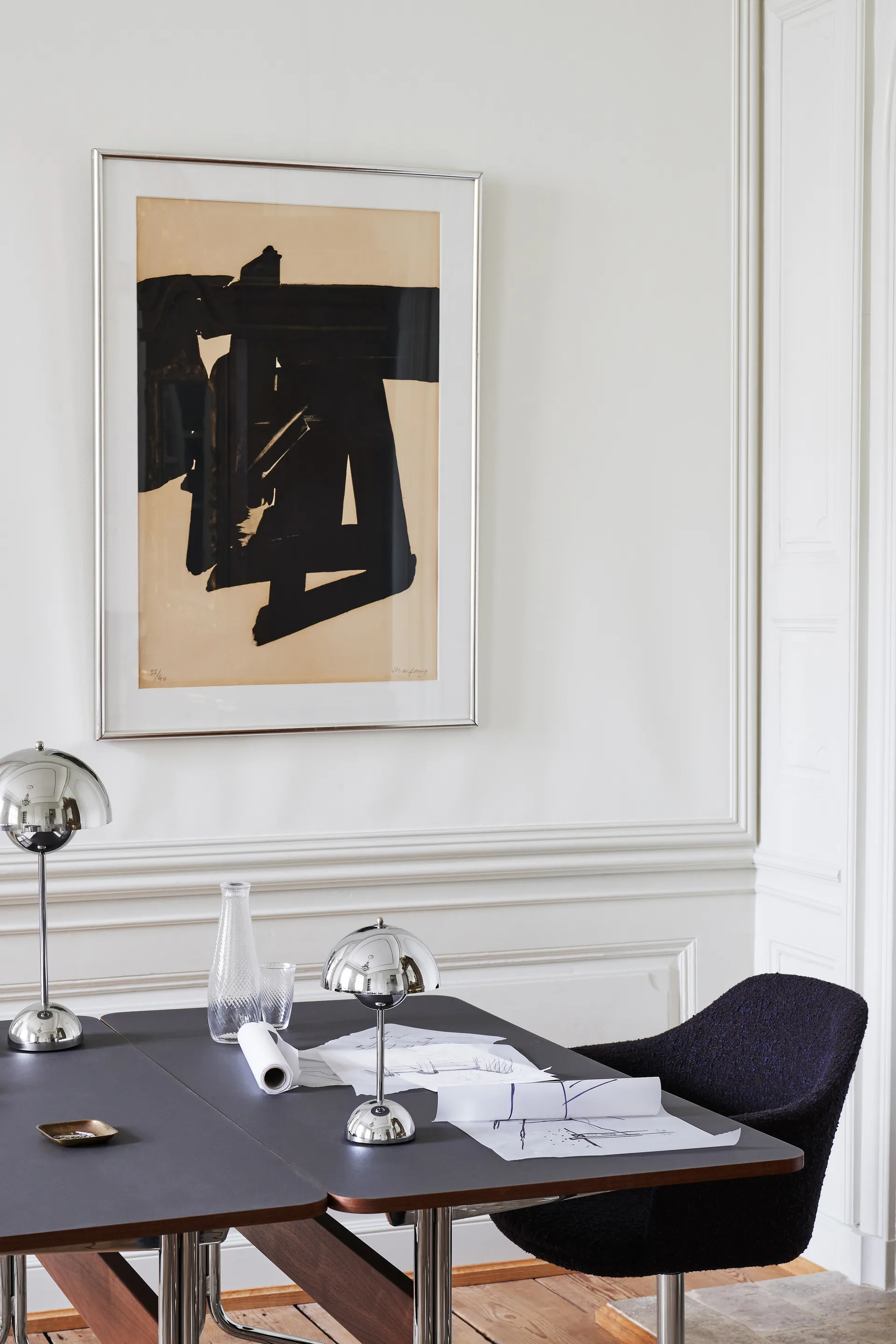 Flowerpot 便携台灯/床头灯 VP9, 铬合金色 &Tradition