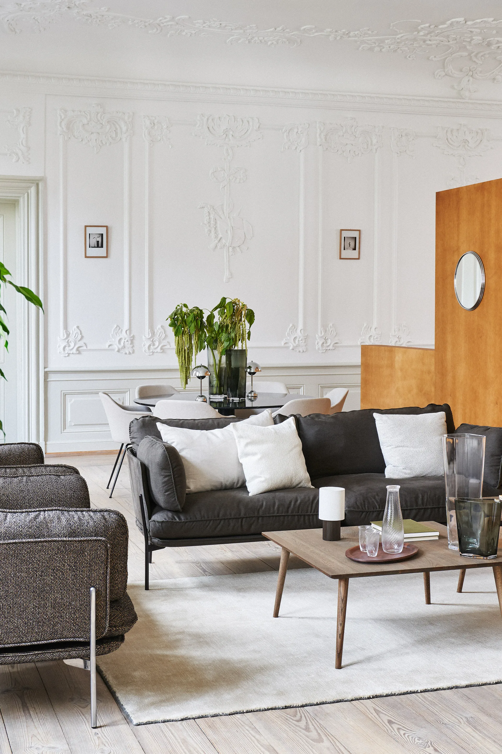 Flowerpot 便携台灯/床头灯 VP9, 铬合金色 &Tradition