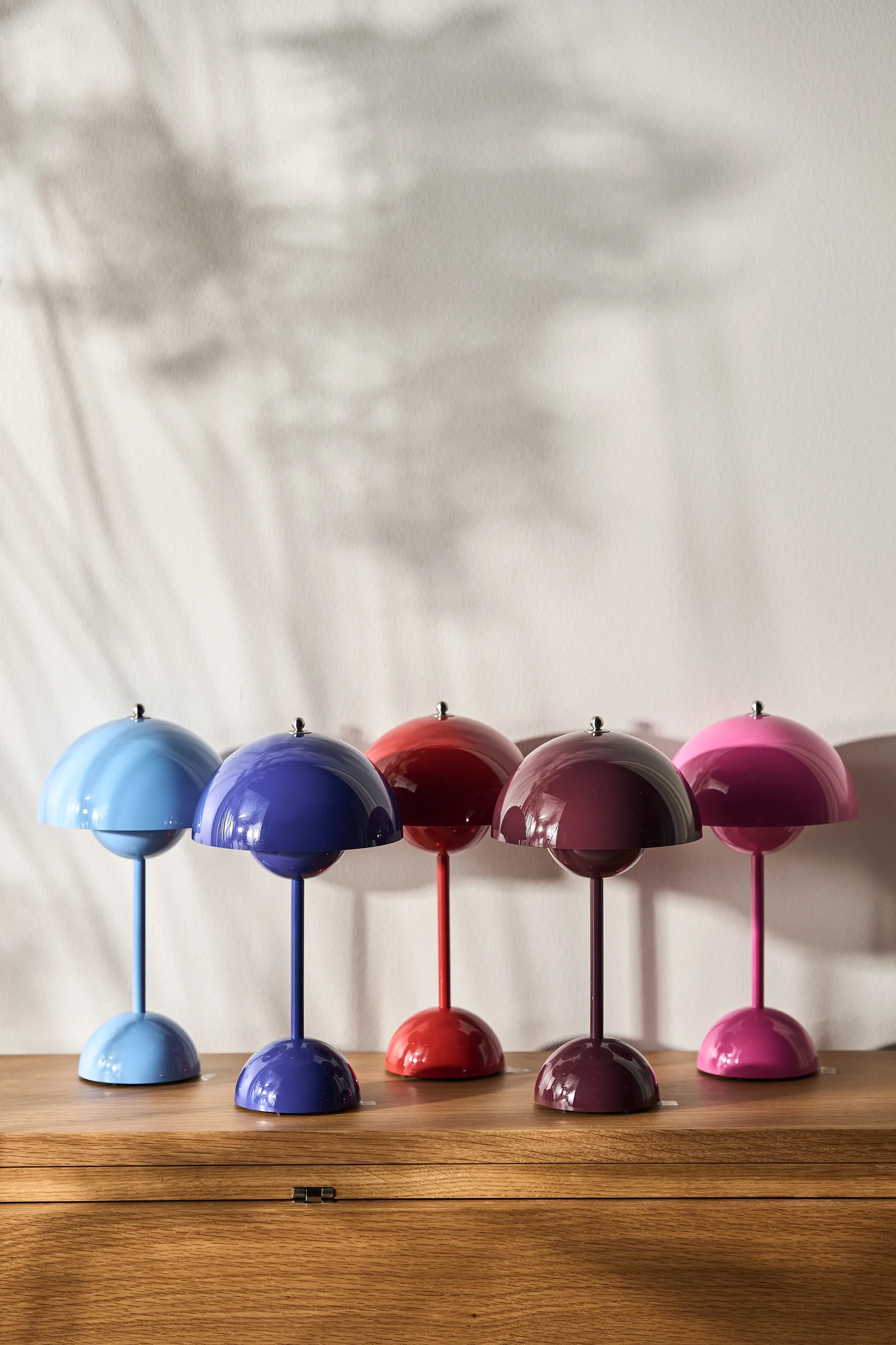 Flowerpot 便携台灯/床头灯 VP9, 钴蓝色 &Tradition