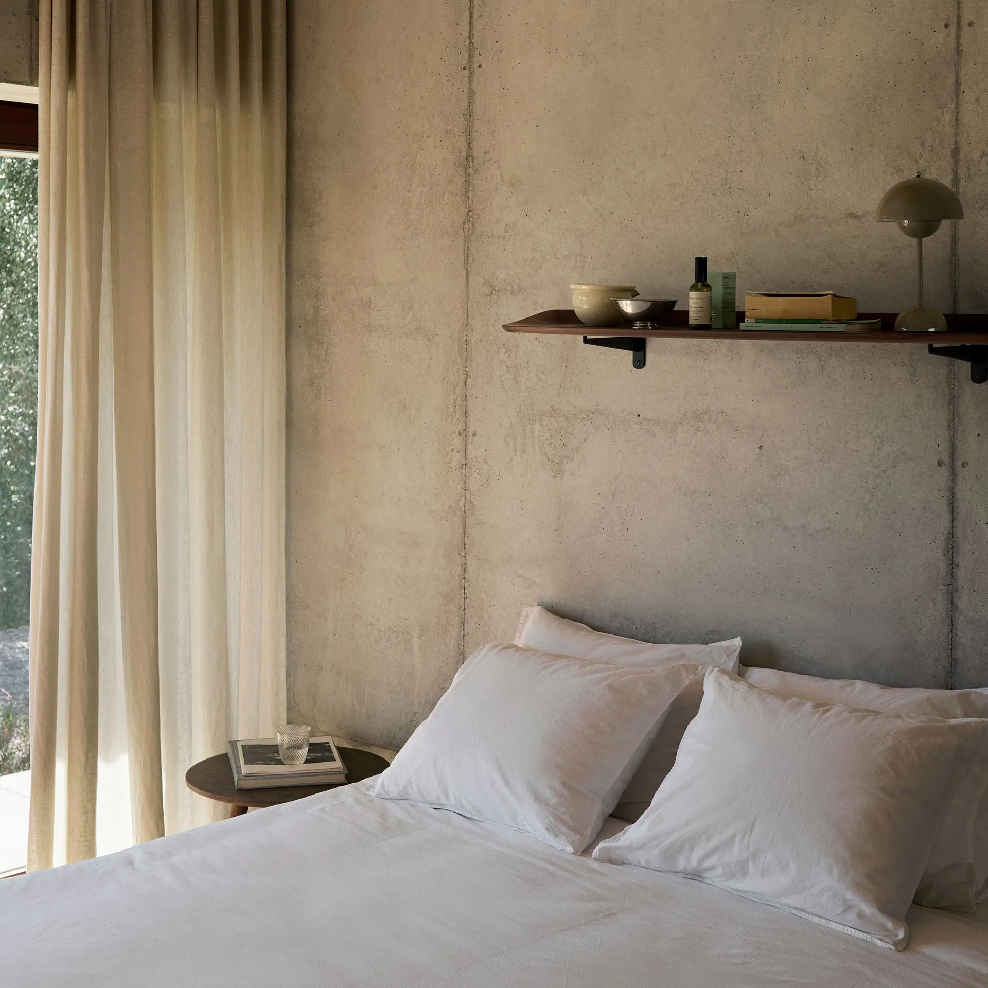 Guild HM15 架子 120 cm, Solid 清漆处理 核桃色 &Tradition