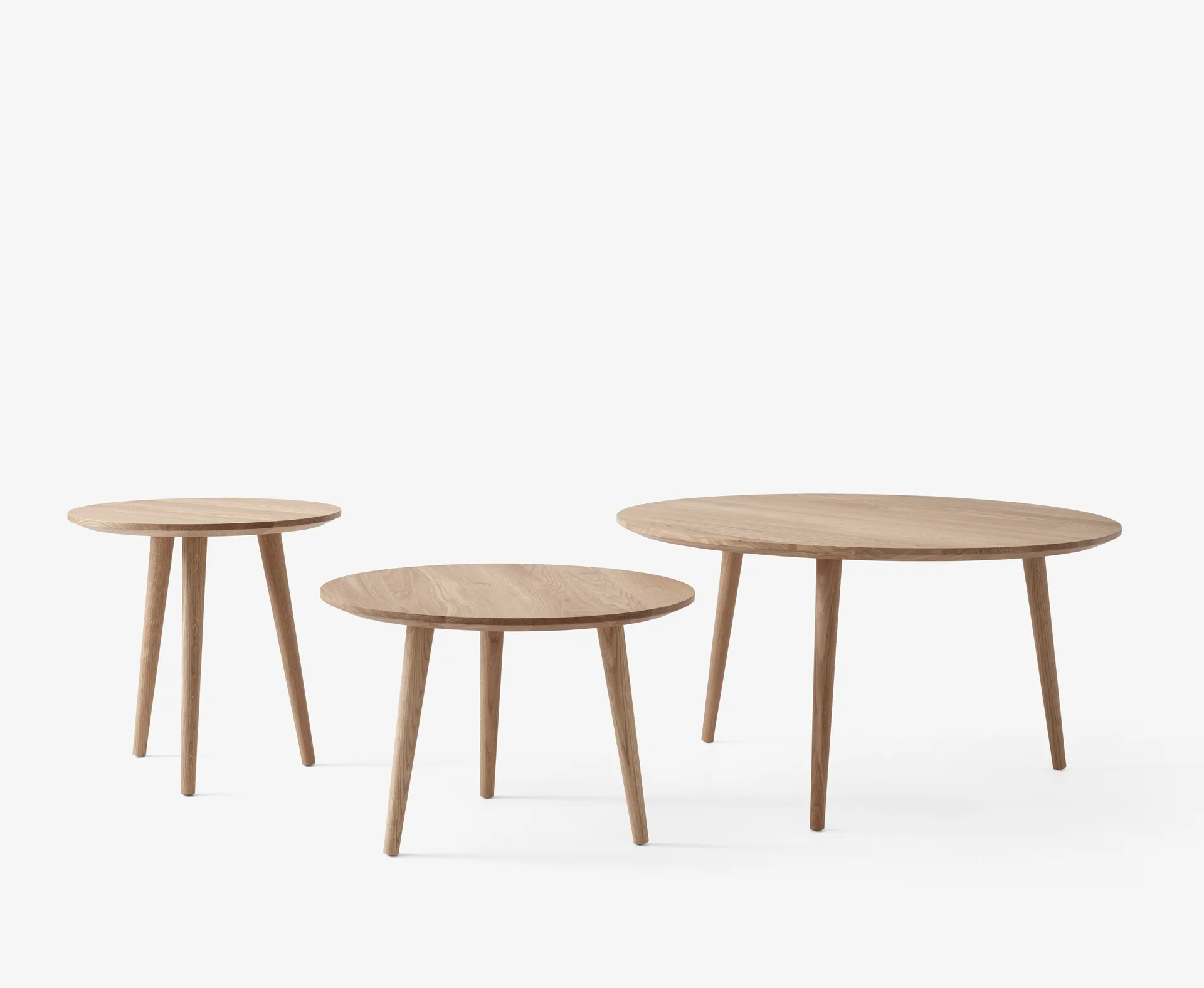 In Between 咖啡桌 SK15 Ø90 cm, Oiled 自然木色 &Tradition