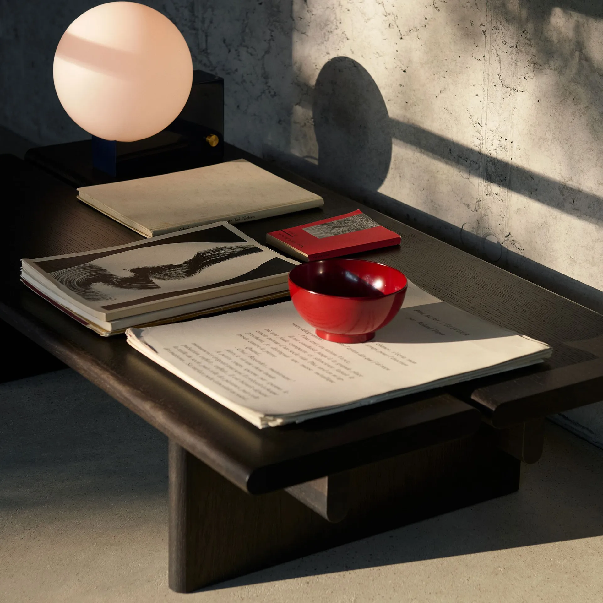 Ita OS3 咖啡桌 60x110 cm, Dark stained 自然木色 &Tradition