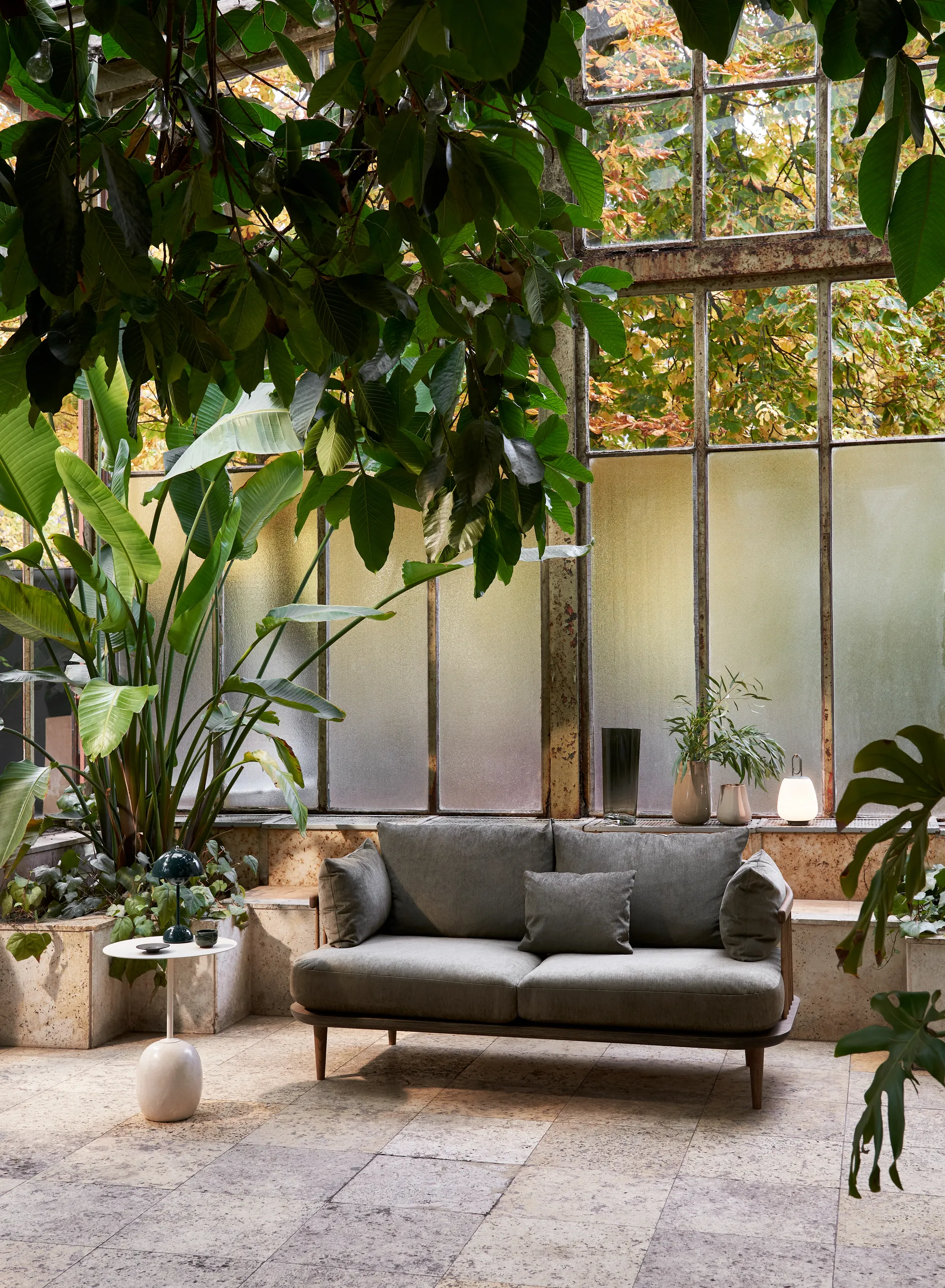 Lato 小边桌 LN8, 象牙白 白色-Crema diva 大理石色 &Tradition