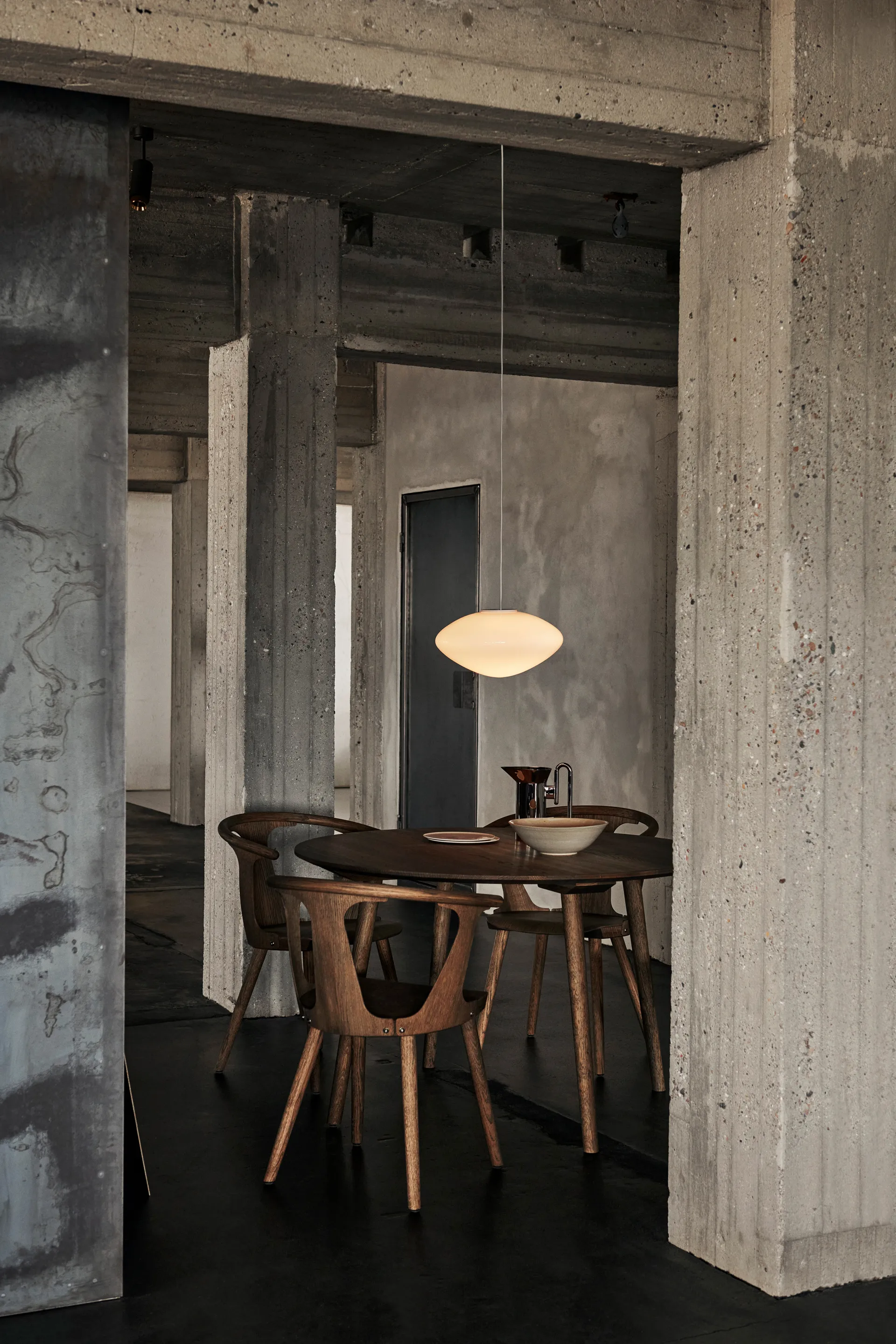 Mist AP16 吊灯 Ø37 cm, Matt White. Glass &Tradition