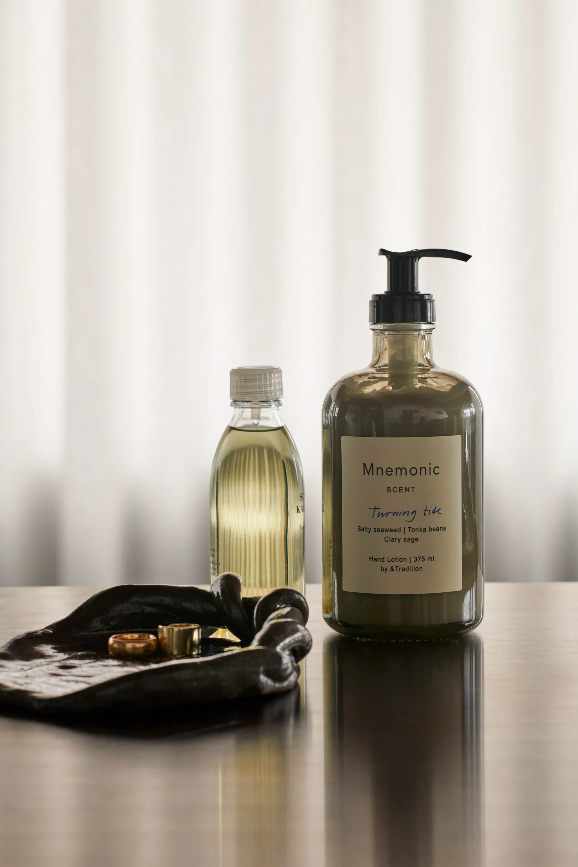 Mnemonic MNC2 hand lotion 375 ml, Turning tide &Tradition