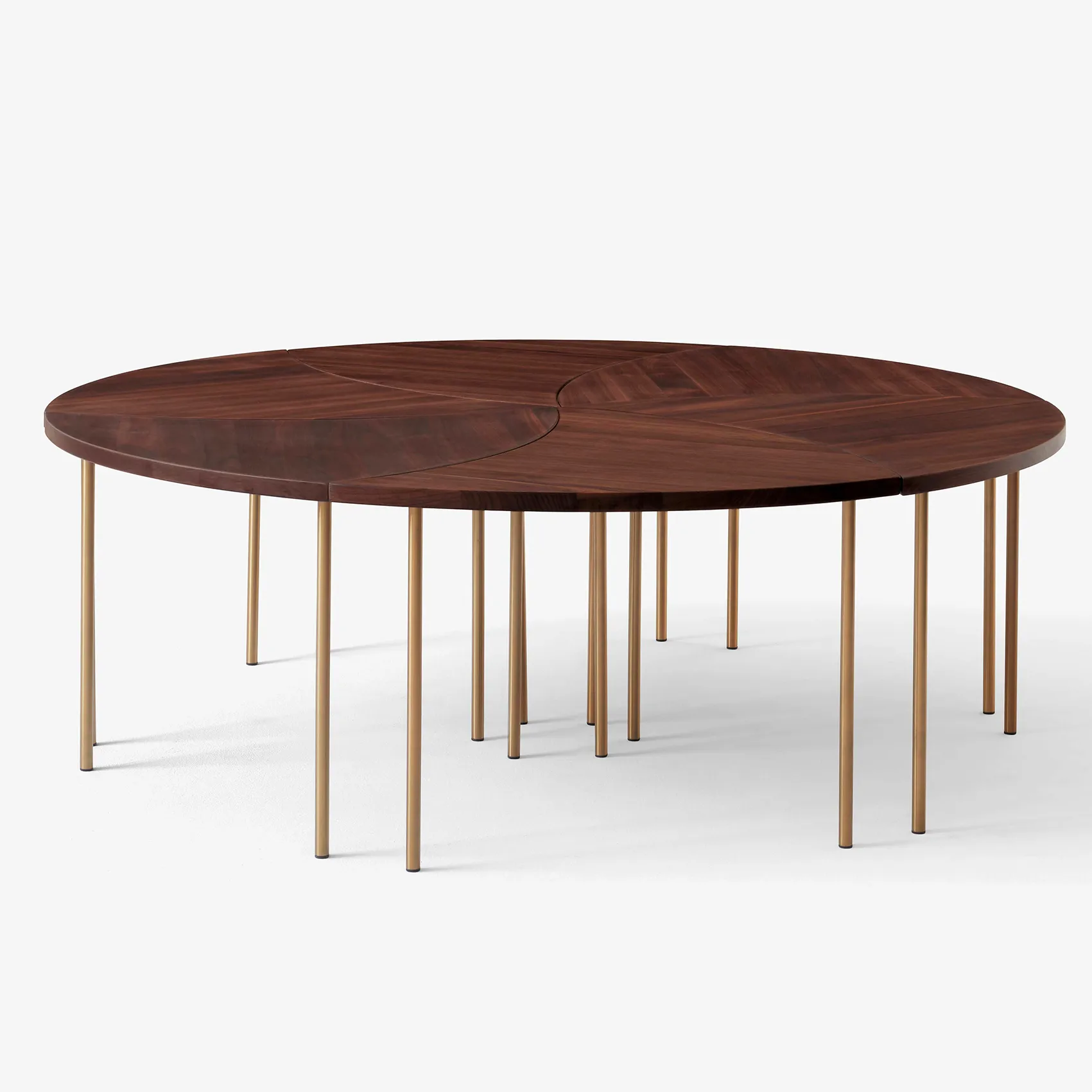 Pinwheel 实木拼接小边桌/小茶几 HM7, 胡桃木 &Tradition