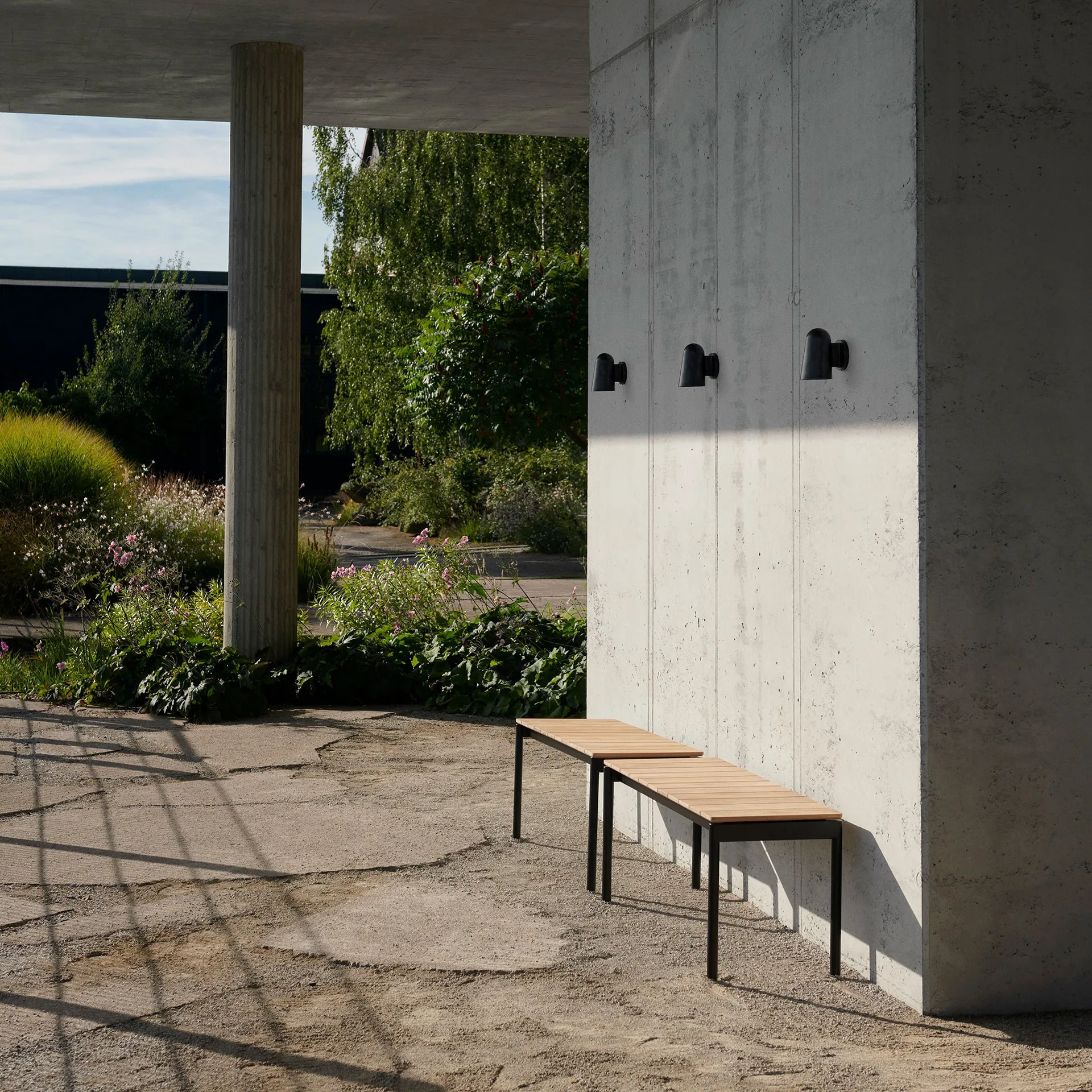 Solid SC105 壁灯, 青铜色 黄铜 &Tradition