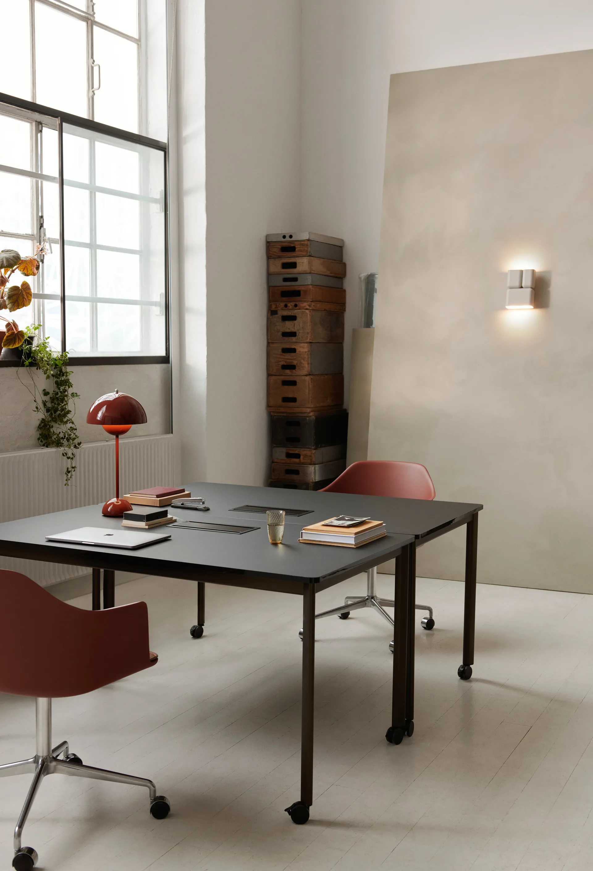 Tabata LN10 壁灯/床头灯/小夜灯, 丝灰色 &Tradition