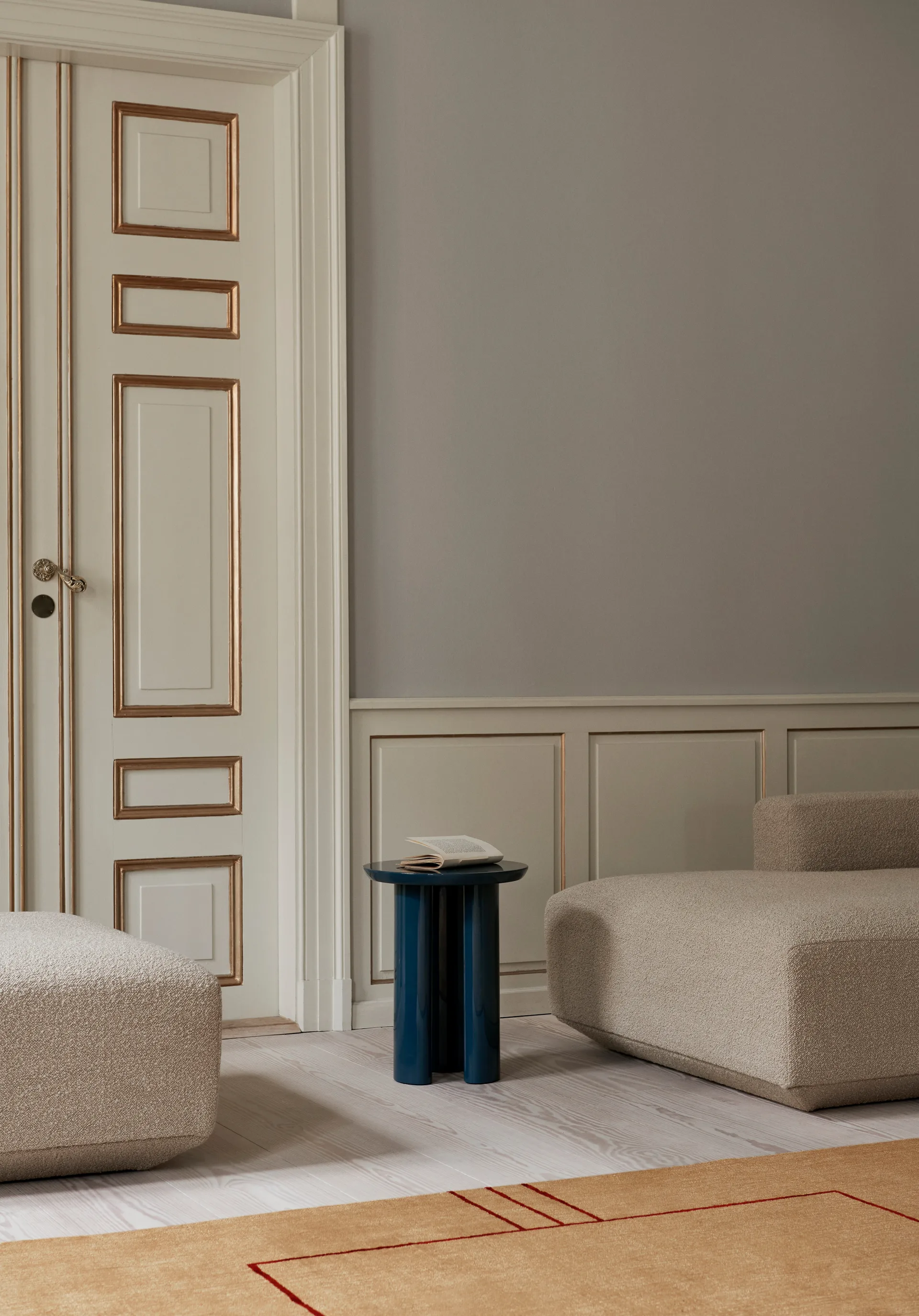 Tung JA3 小边桌/小茶几/咖啡桌, 钢蓝色 &Tradition