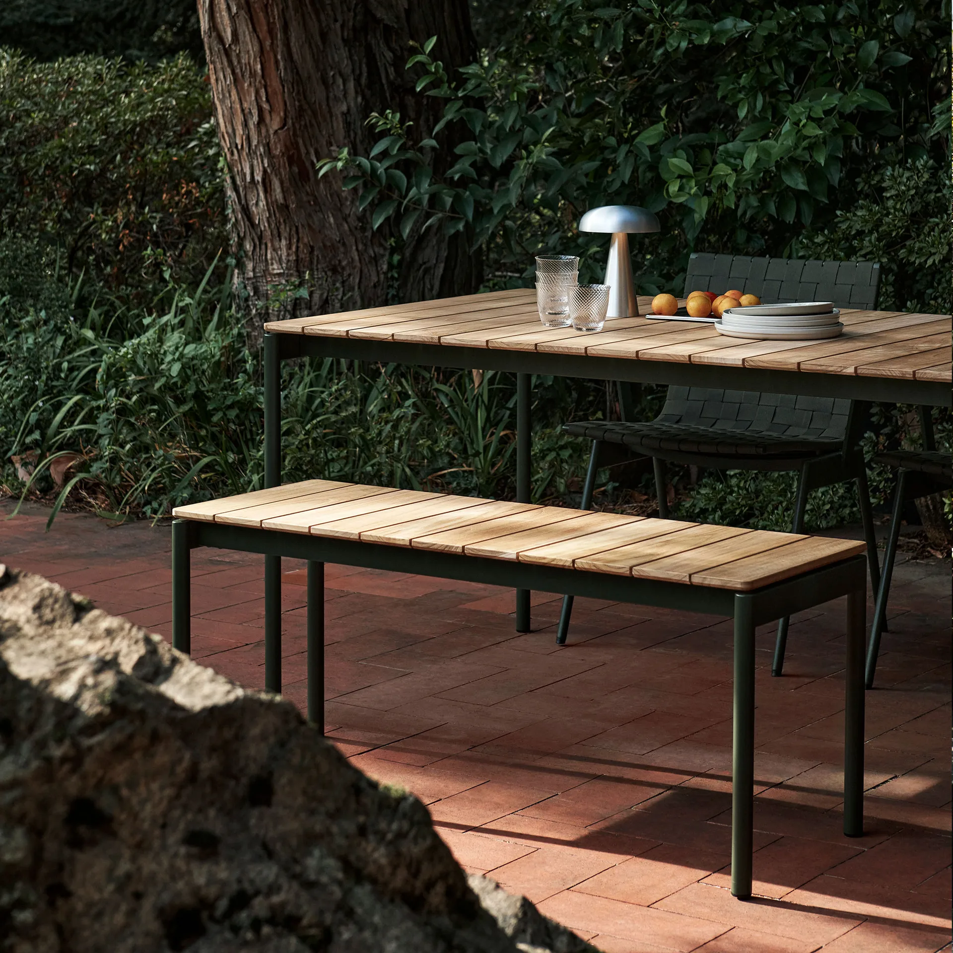 Ville AV27 bench 小 110x40 cm, Bronze 绿色 &Tradition