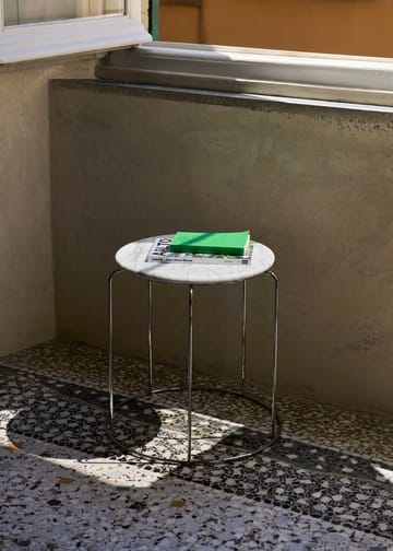 Wire 凳子 VP11 tabletop Ø38 cm - 大理石色 Bianco Carrara - &Tradition