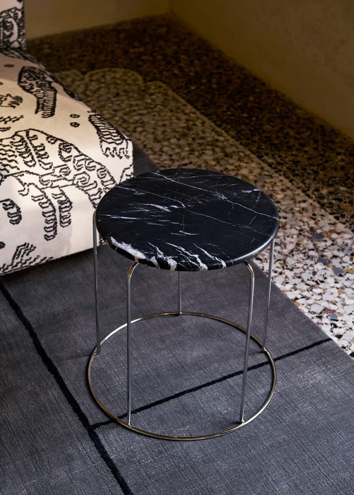 Wire 凳子 VP11 tabletop Ø38 cm, 大理石色 Nero Marquina &Tradition