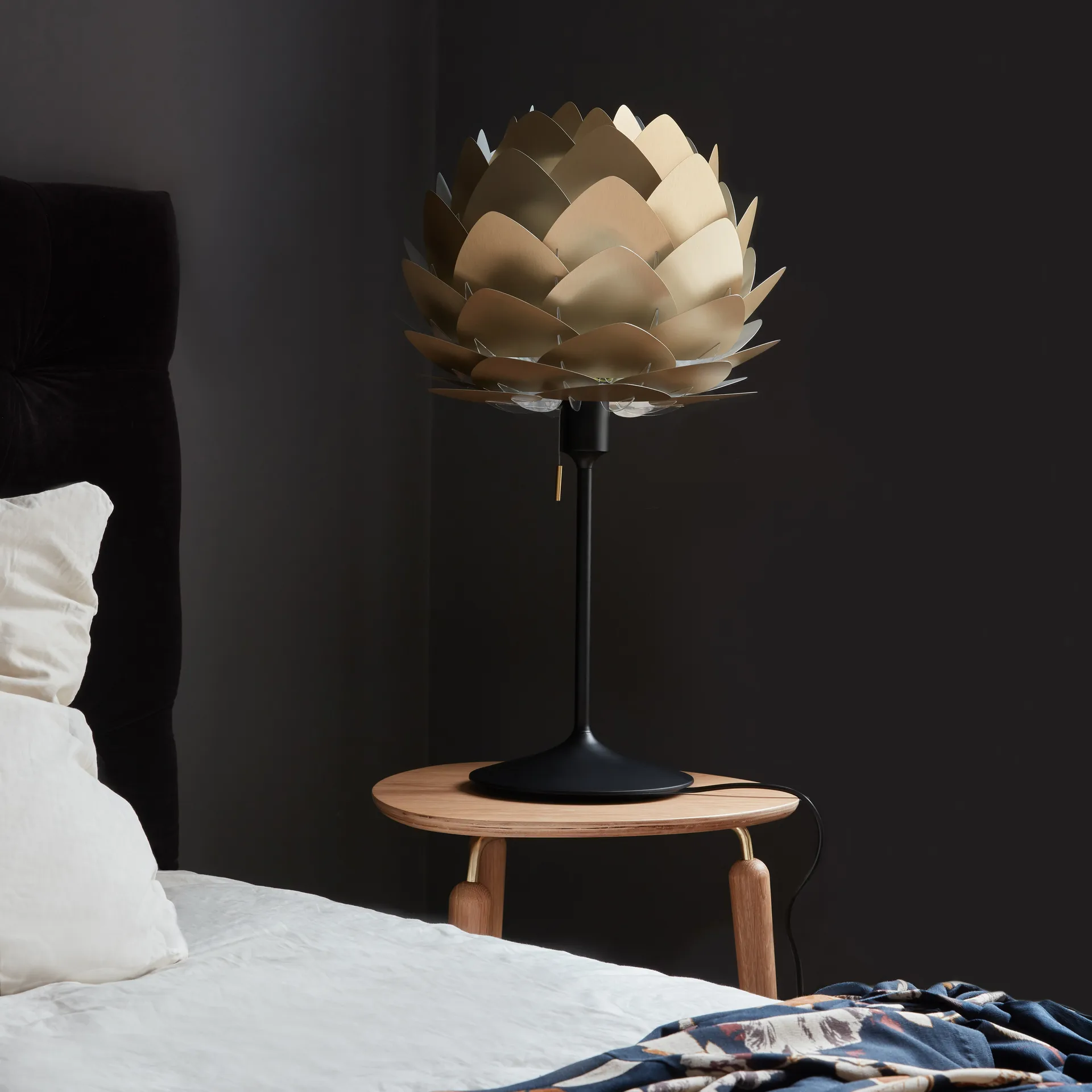 Aluvia 灯 brushed brass, 40 cm Umage