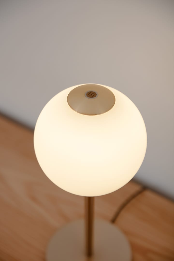 Audrey 桌子 台灯, Plated 黄铜 Umage