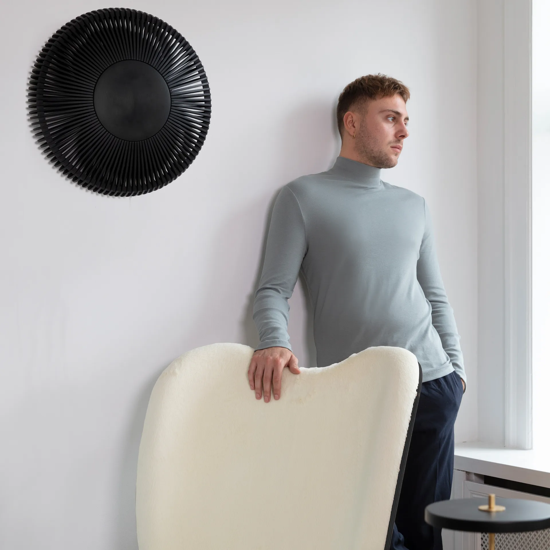 Clava Up 壁灯 large, 黑色 oak Umage