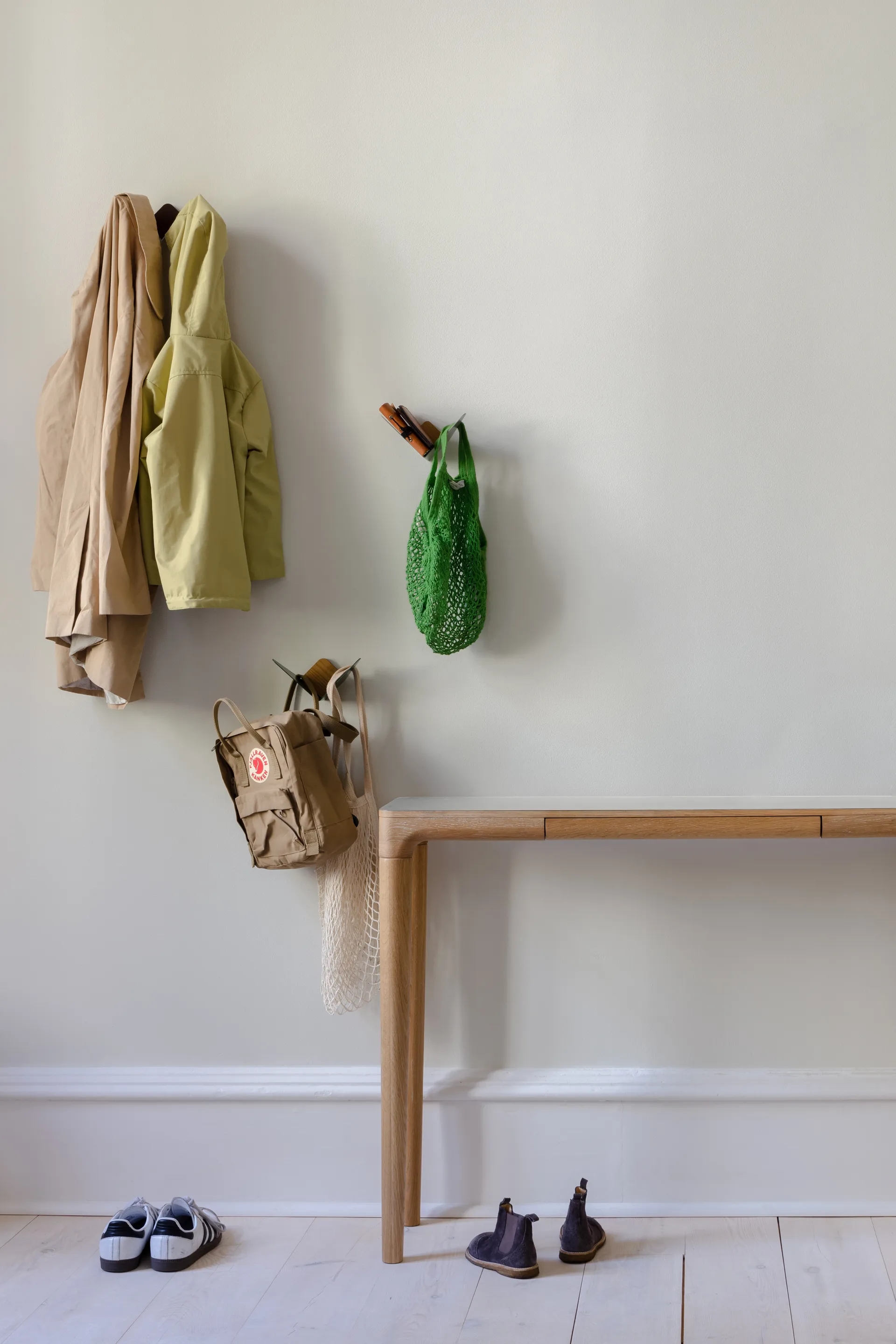 Heart'n'Soul console 桌子 120 cm, 自然木色-cloud 灰色 Umage