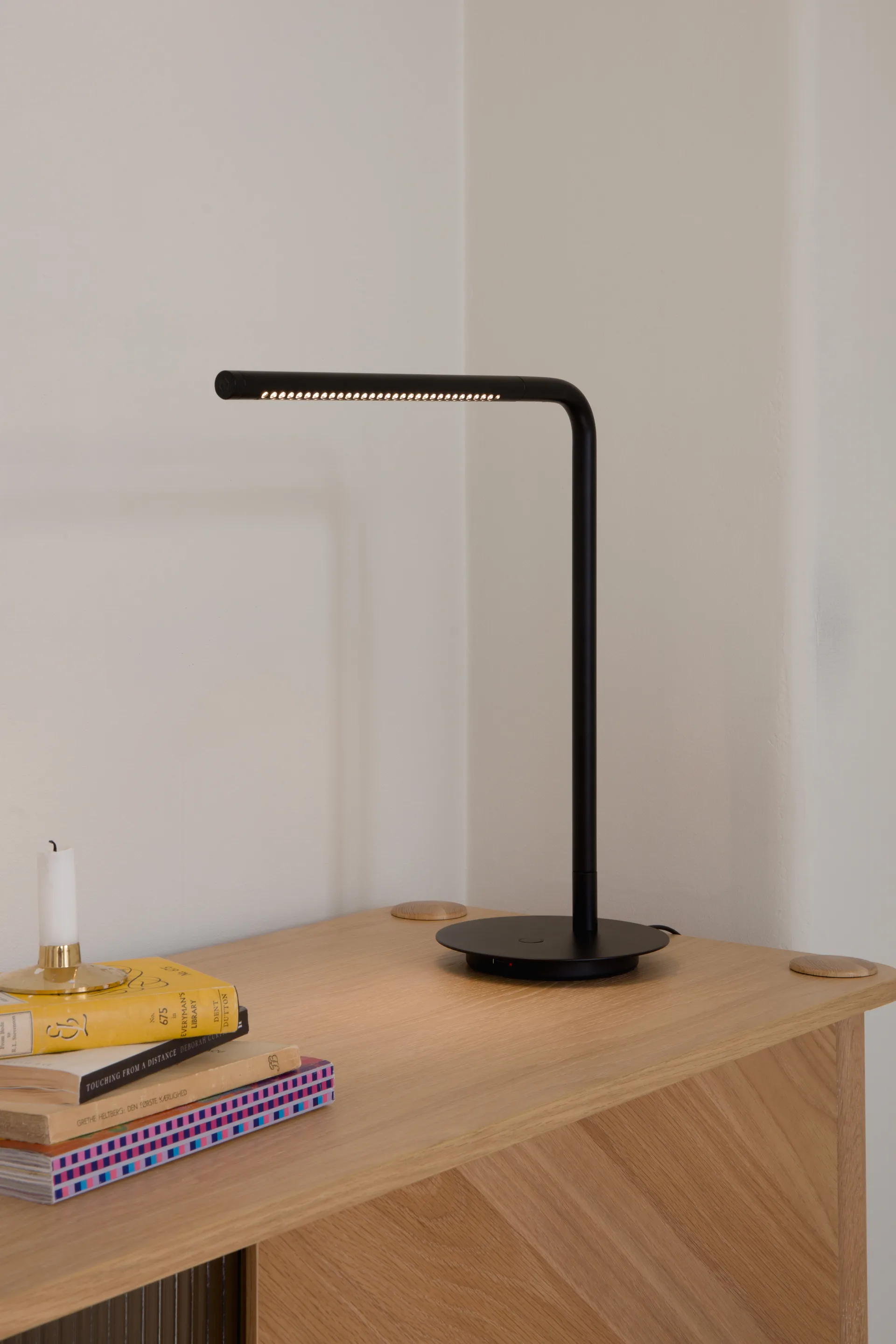 Omni Table 台灯, 黑色 Umage