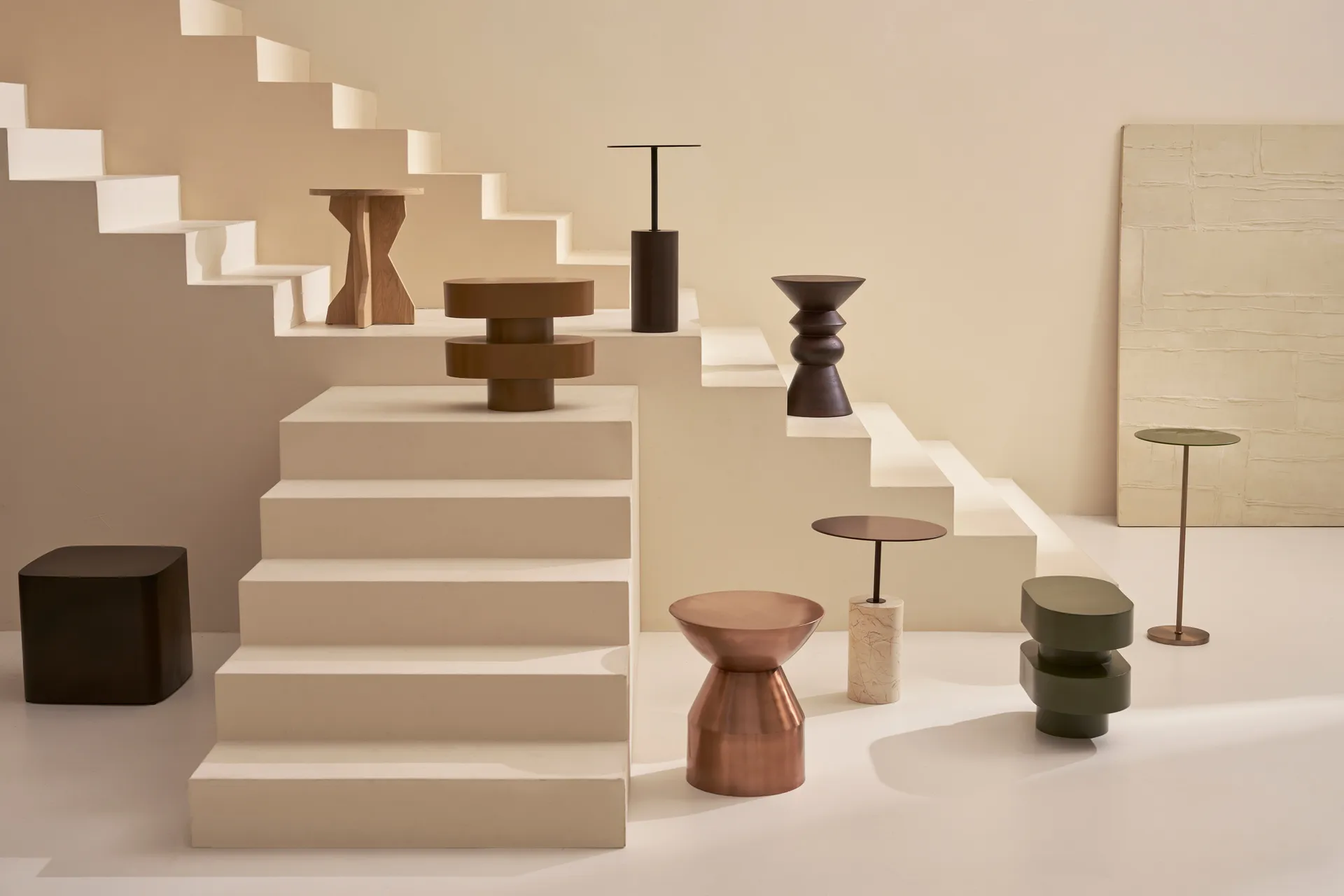 Macy A 小边桌 ⌀55 cm, Mangowood URBAN NATURE CULTURE