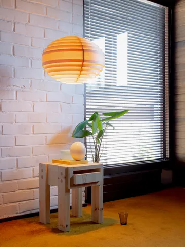 003 Stilts 边桌 - 哑光油蜡处理松木_40x36x45cm - Vaarnii