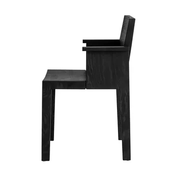 016 Maasto  dining armchair - 黑色染色松木 - Vaarnii