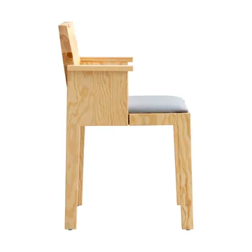 016 Maasto  dining armchair - 哑光油蜡处理松木_灰色软垫座椅 - Vaarnii
