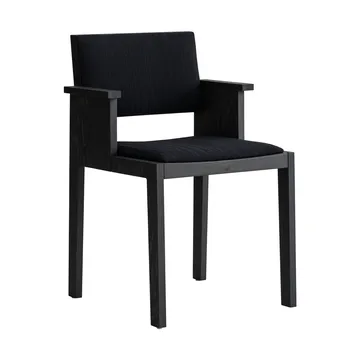 016 Maasto  dining armchair - 黑色染色松木_正面黑色软垫 - Vaarnii