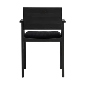 016 Maasto  dining armchair - 黑色染色松木_正面黑色软垫 - Vaarnii