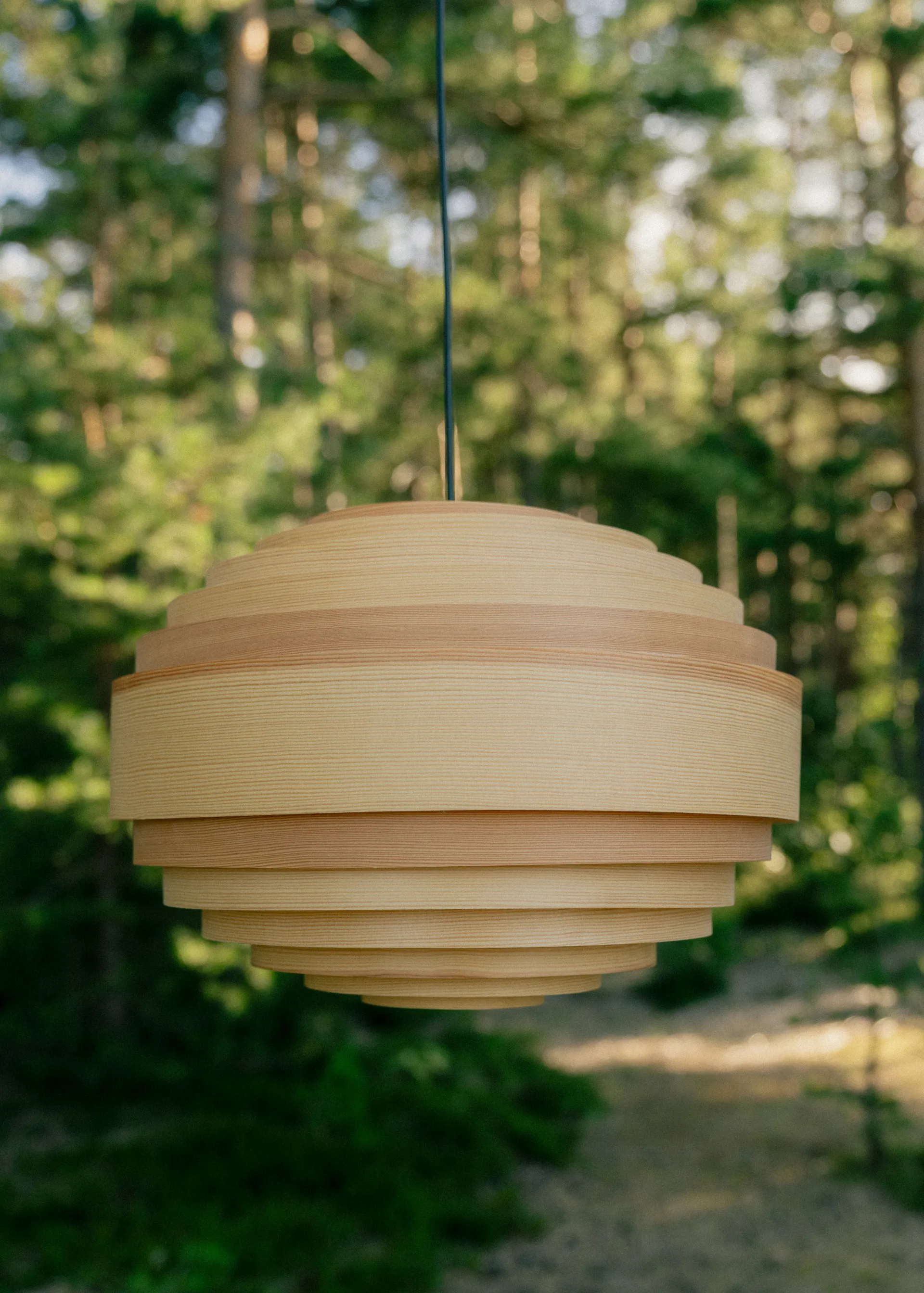 1002 Hans Pendant 吊灯, 哑光油蜡处理松木_Ø46cm Vaarnii