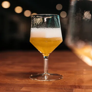 Hexa 啤酒杯 - 2件装，370ml - Vargen & Thor