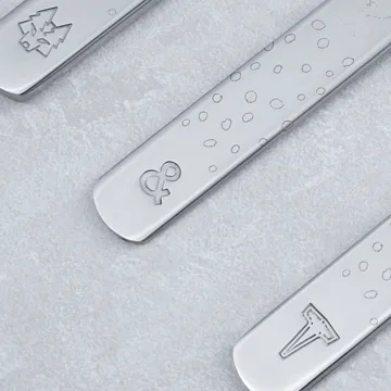 Lupo 皮皮 儿童餐具9件装 - 银色 - Vargen & Thor