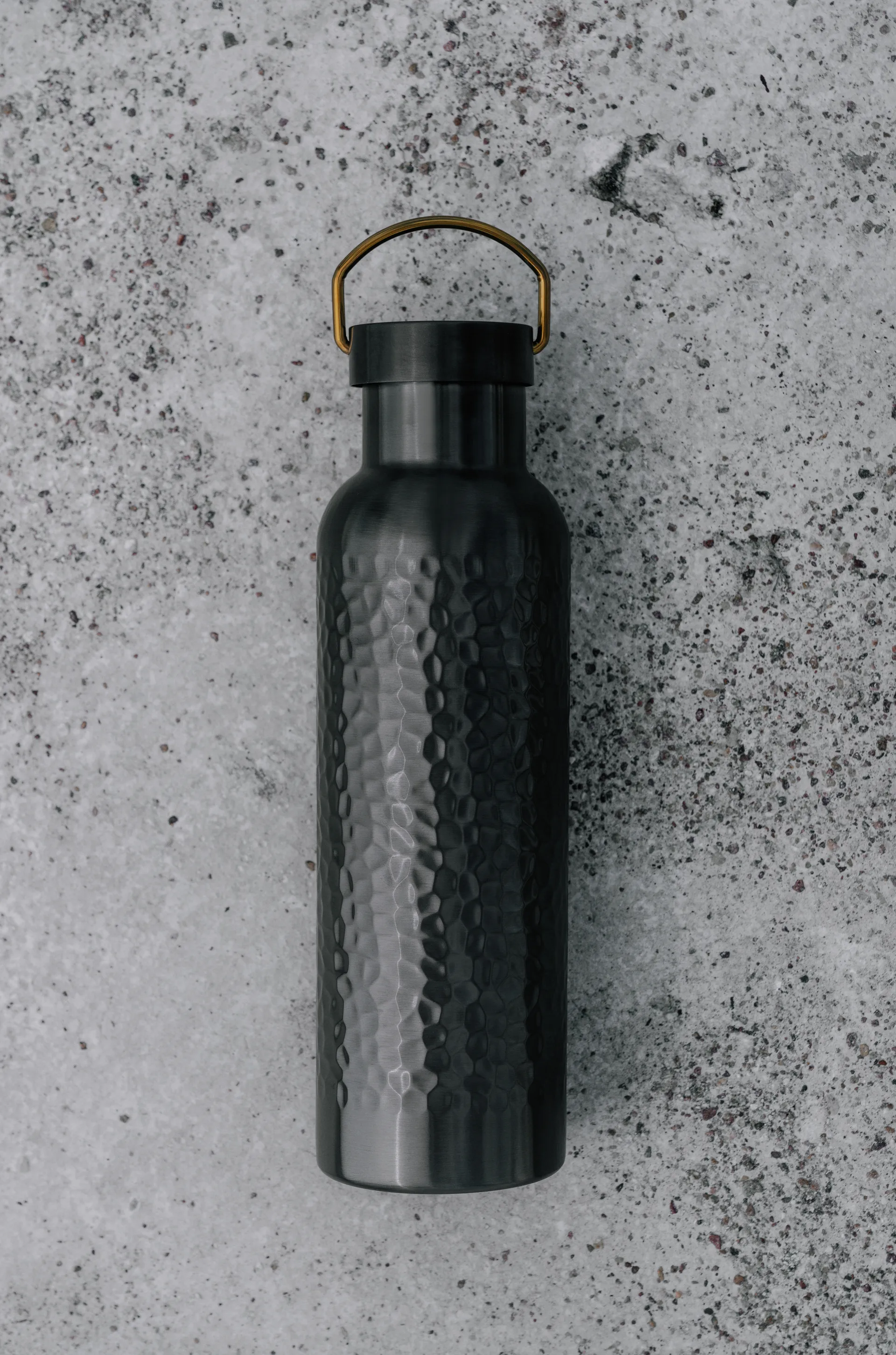 SNÖRÖK 保温瓶 750ml, 哑光黑色 Vargen & Thor