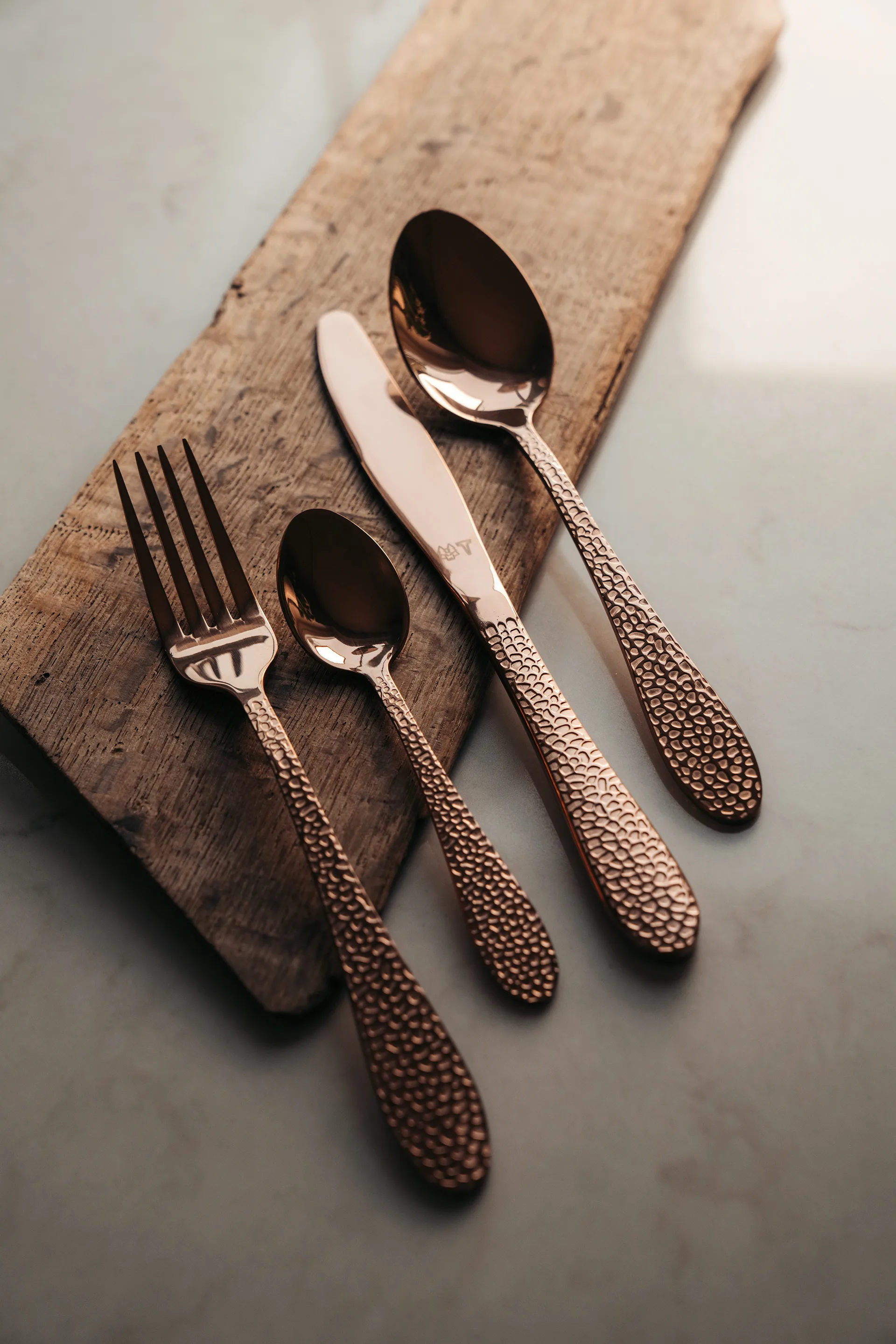 Vargen & Thor 餐具 cutlery 16 pieces, Fenix. copper Vargen & Thor