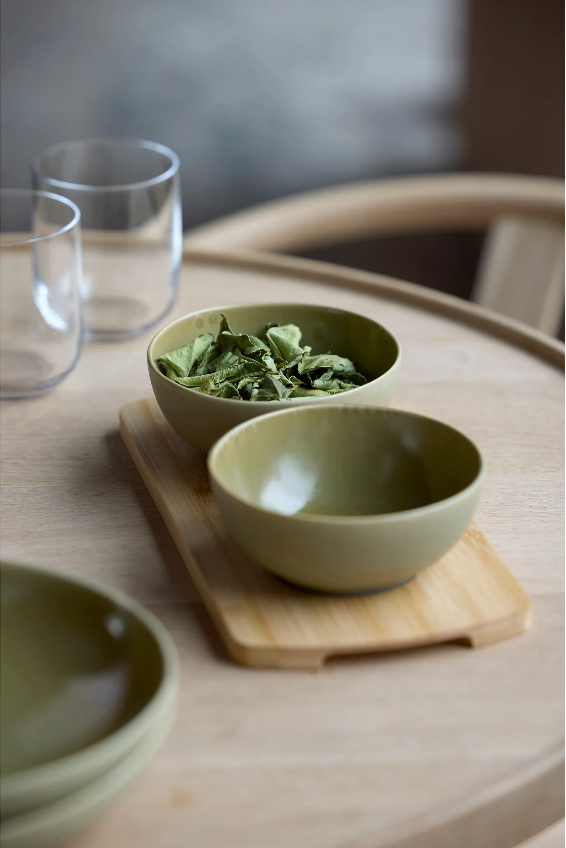 Shoku bamboo 托盘 with 2 bowls, Pure 绿色 Villa Collection
