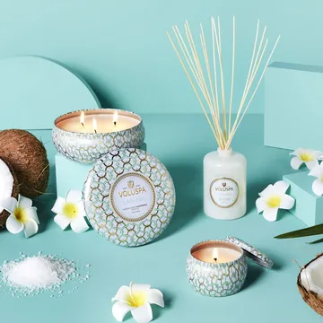 Maison Blanc 三芯铁盒香薰蜡烛40小时 - Laguna - Voluspa