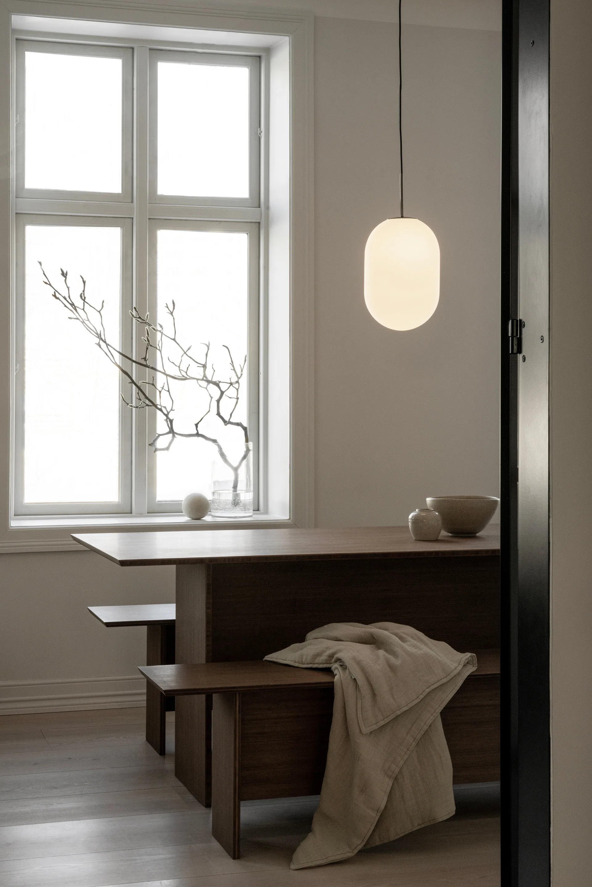 Noor吊坠 L款 Ø24cm, 白色 Watt & Veke