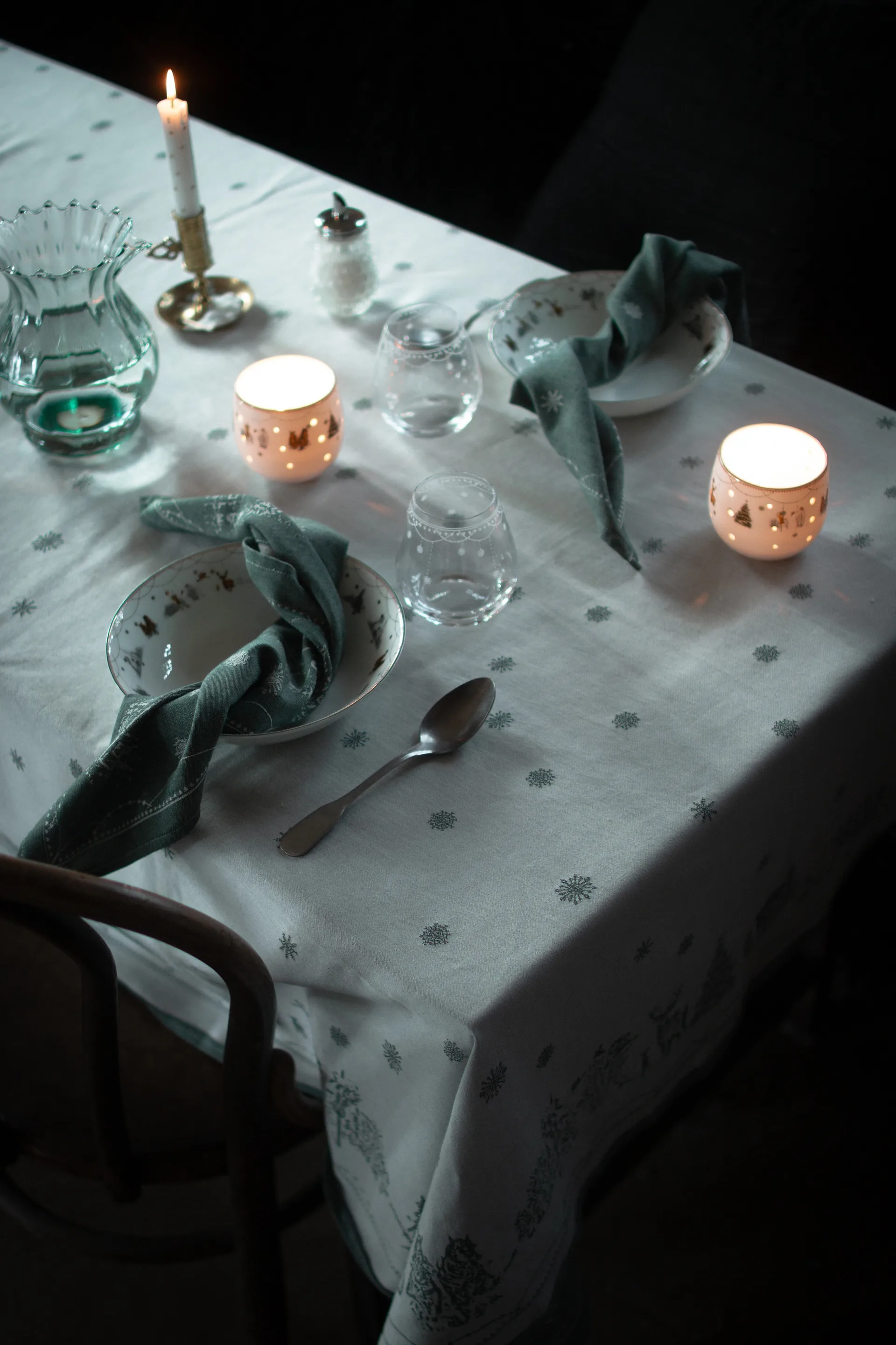 Julemorgen 桌布, 白色-绿色, 140x240 cm Wik & Walsøe